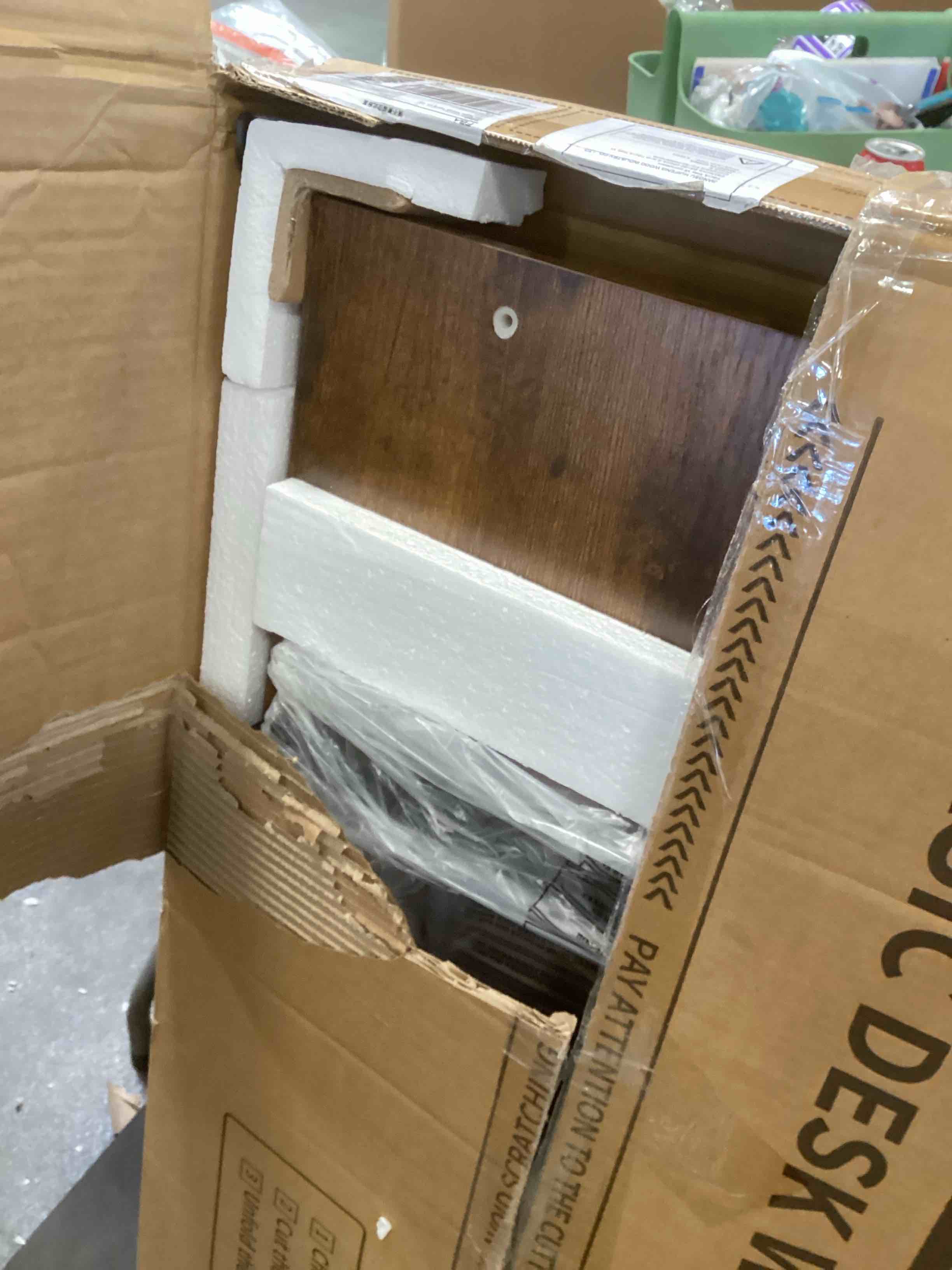 https://s3.amazonaws.com/lotting-images-prod/bidfta/BRN0434683_1729187640368.jpeg