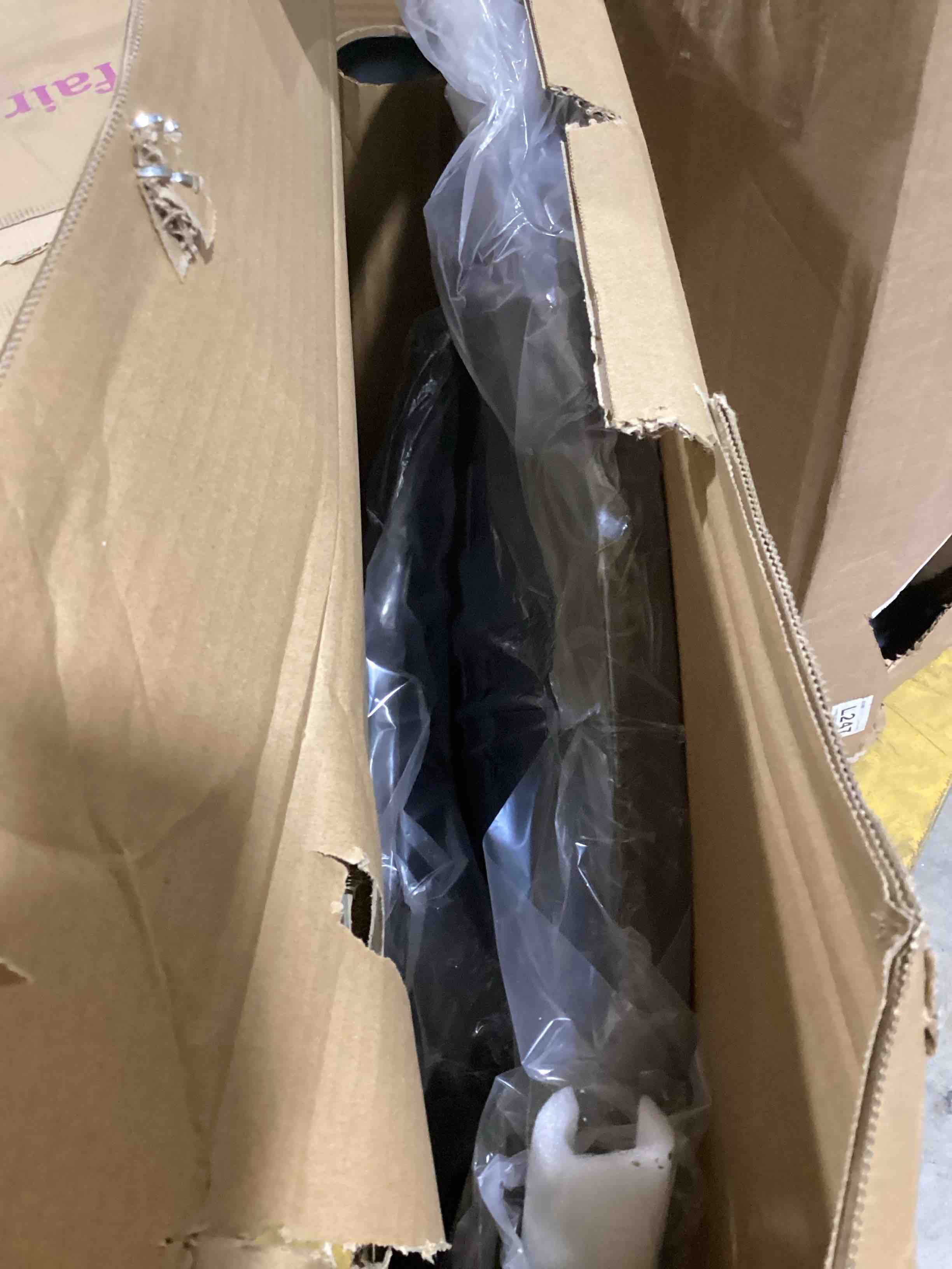 https://s3.amazonaws.com/lotting-images-prod/bidfta/BRN0442857_1732713003028.jpeg