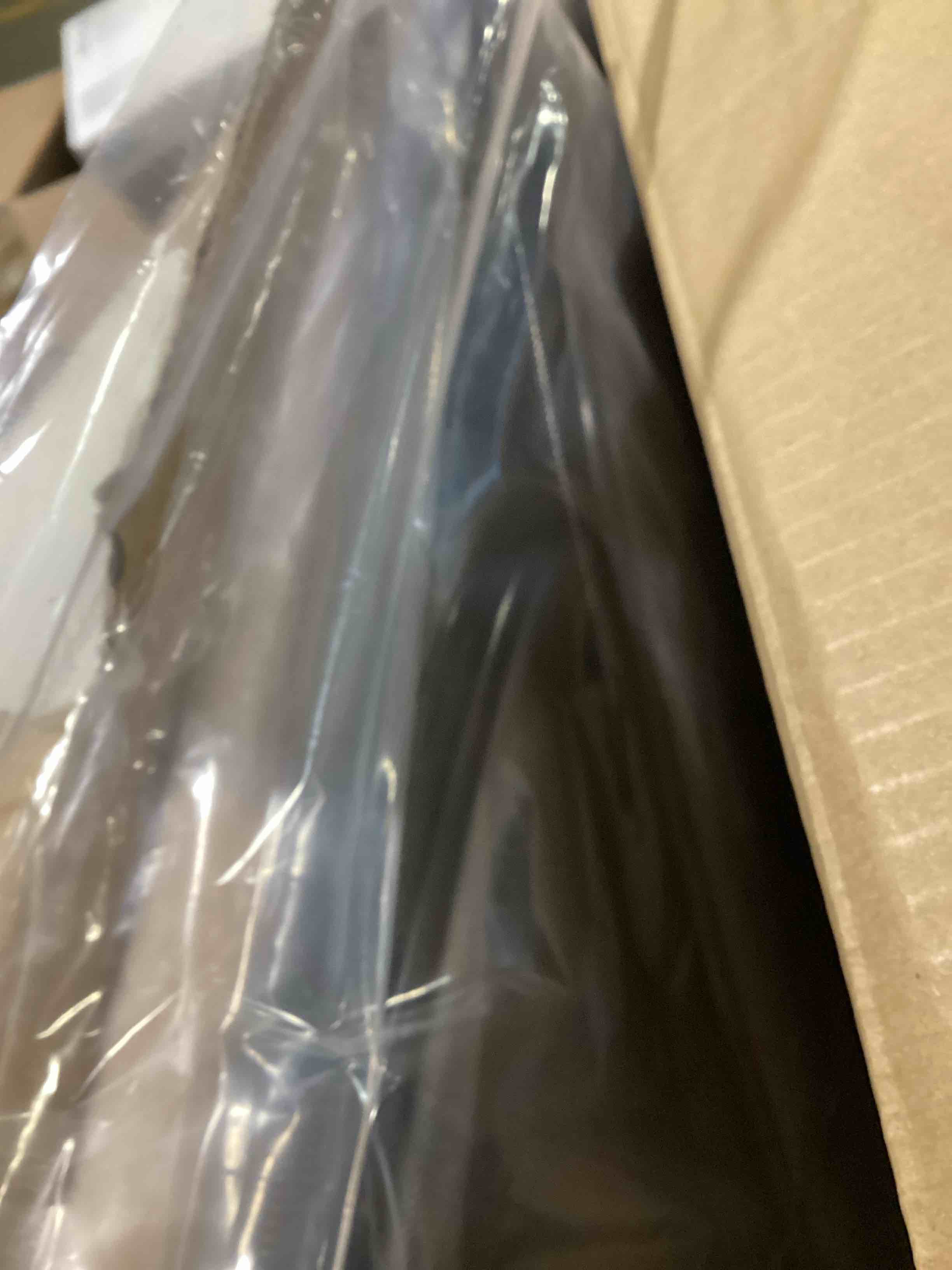 https://s3.amazonaws.com/lotting-images-prod/bidfta/BRN0443232_1732116895536.jpeg