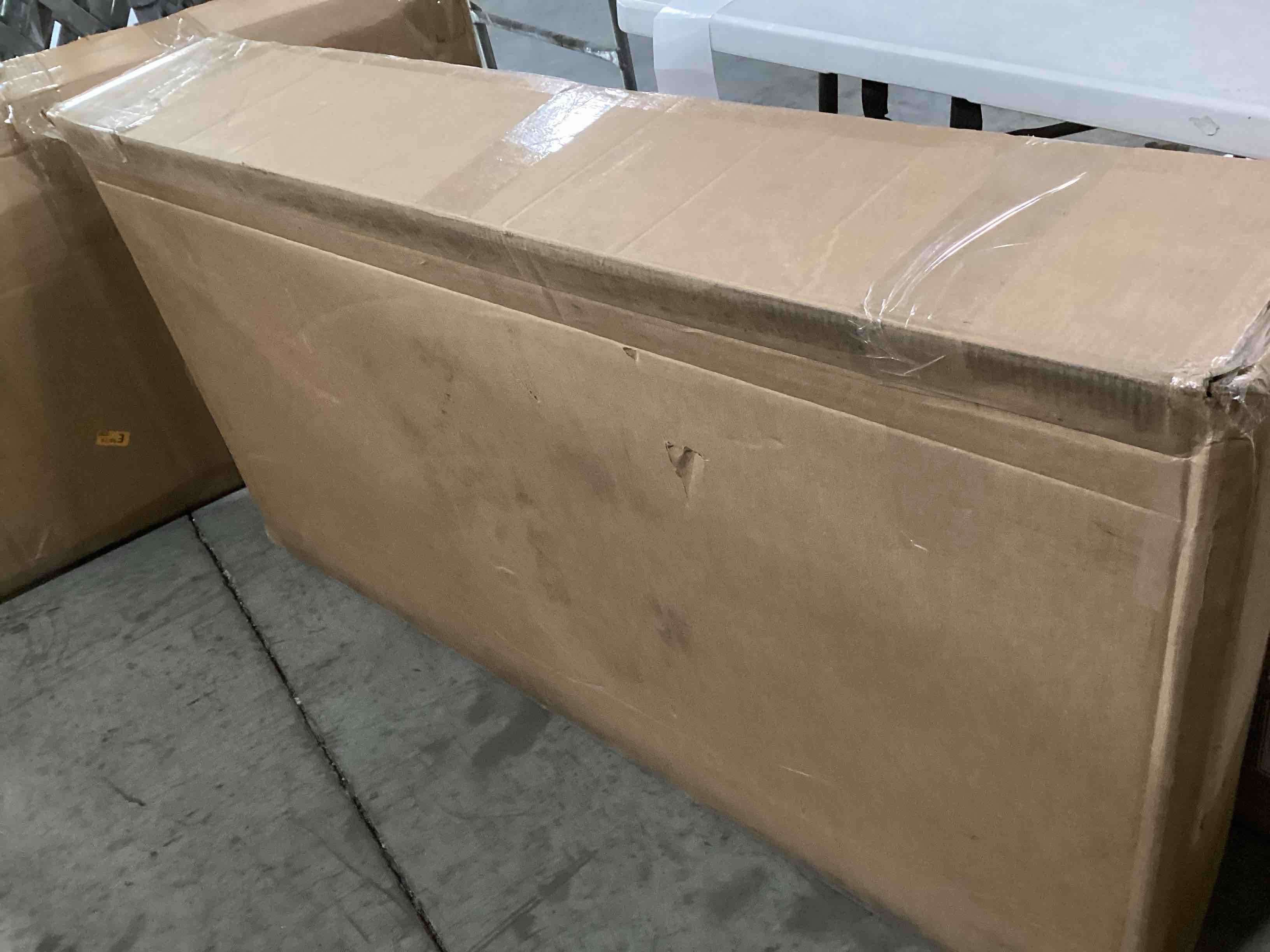 https://s3.amazonaws.com/lotting-images-prod/bidfta/BRN0443863_1731340058603.jpeg