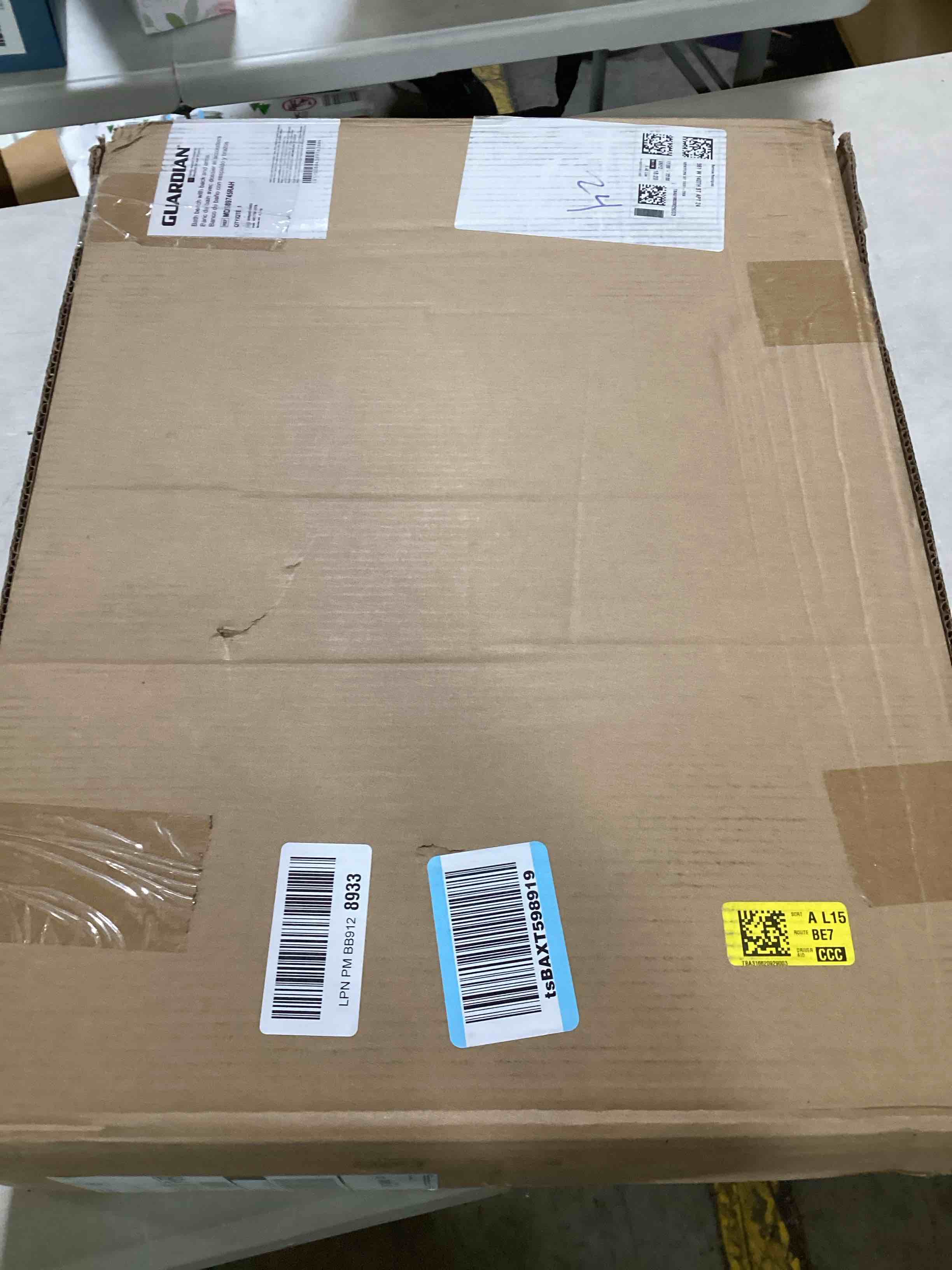 https://s3.amazonaws.com/lotting-images-prod/bidfta/BRN0443881_1731342748459.jpeg