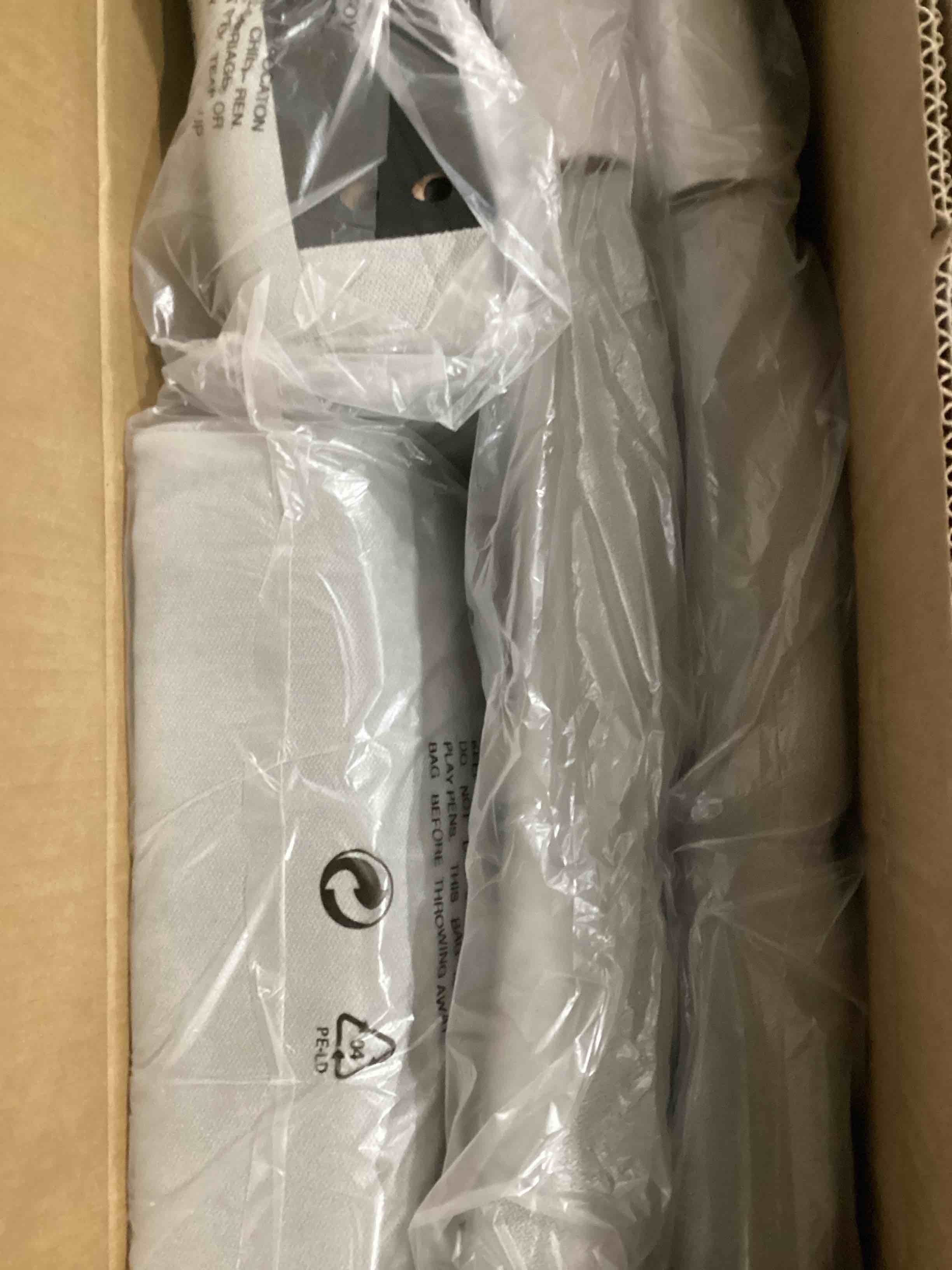 https://s3.amazonaws.com/lotting-images-prod/bidfta/BRN0449392_1736453030806.jpeg