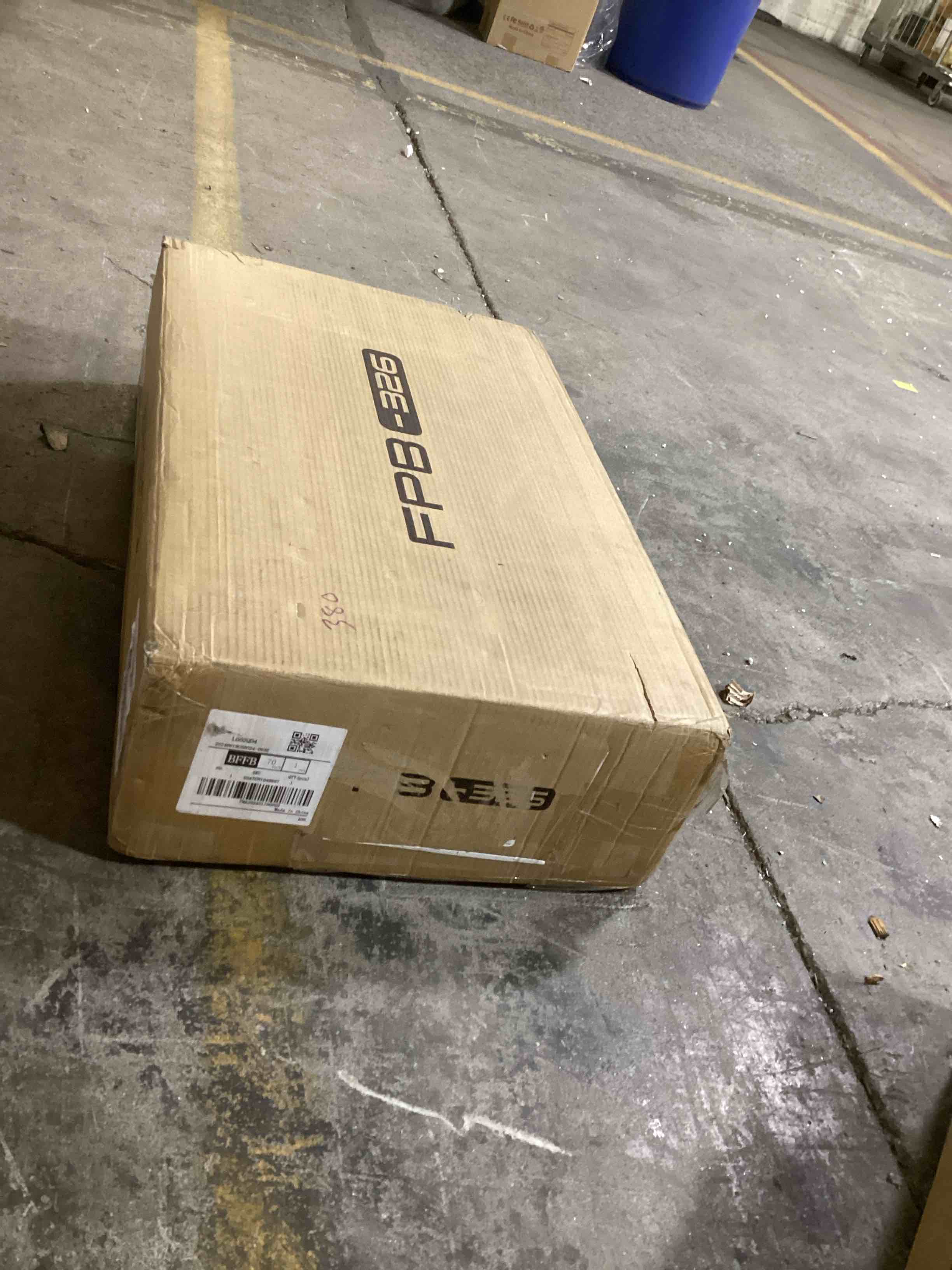 https://s3.amazonaws.com/lotting-images-prod/bidfta/BRN0450918_1738096514793.jpeg