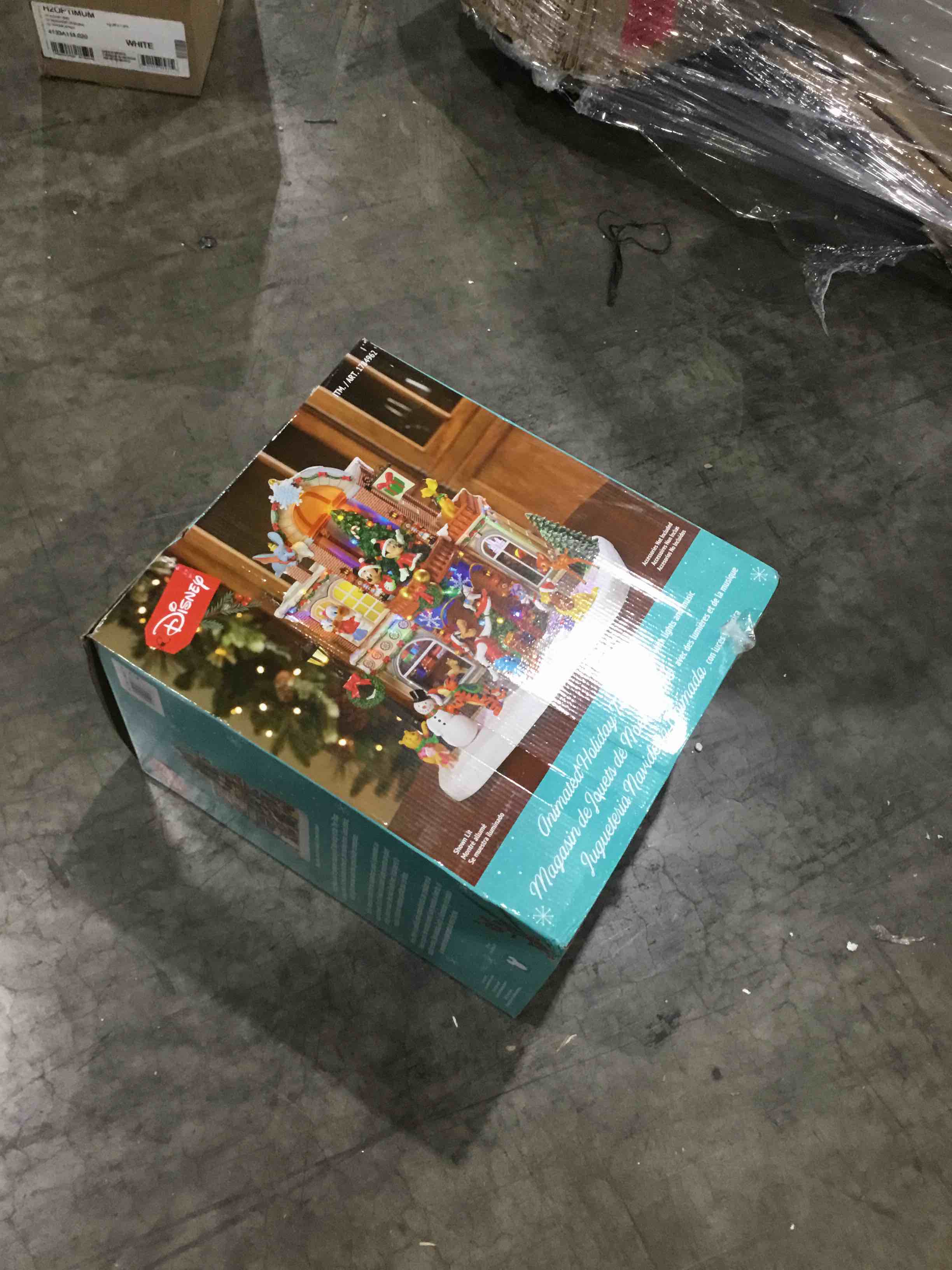 Disney animated toy shop 