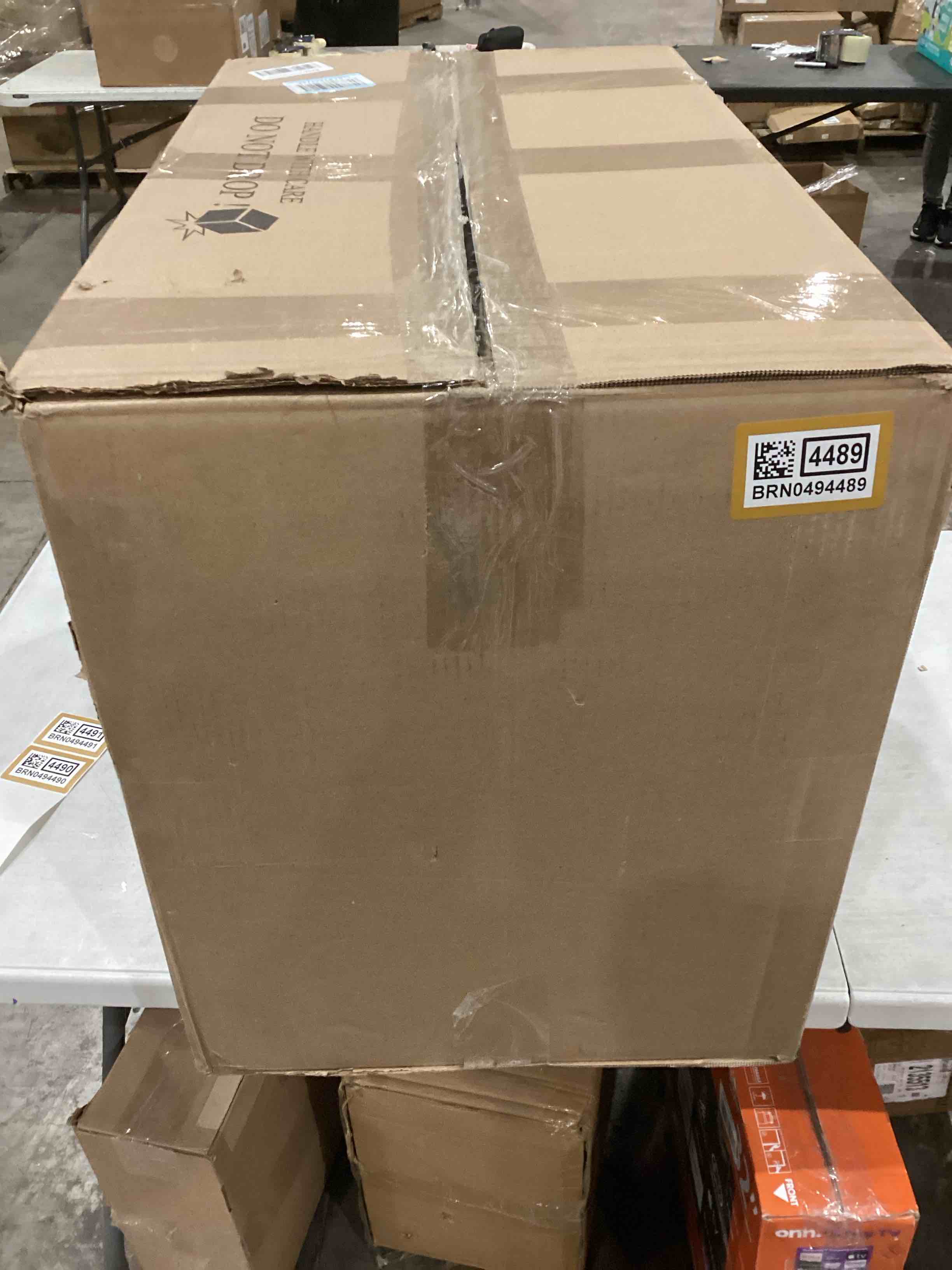 https://s3.amazonaws.com/lotting-images-prod/bidfta/BRN0494489_1742561760950.jpeg