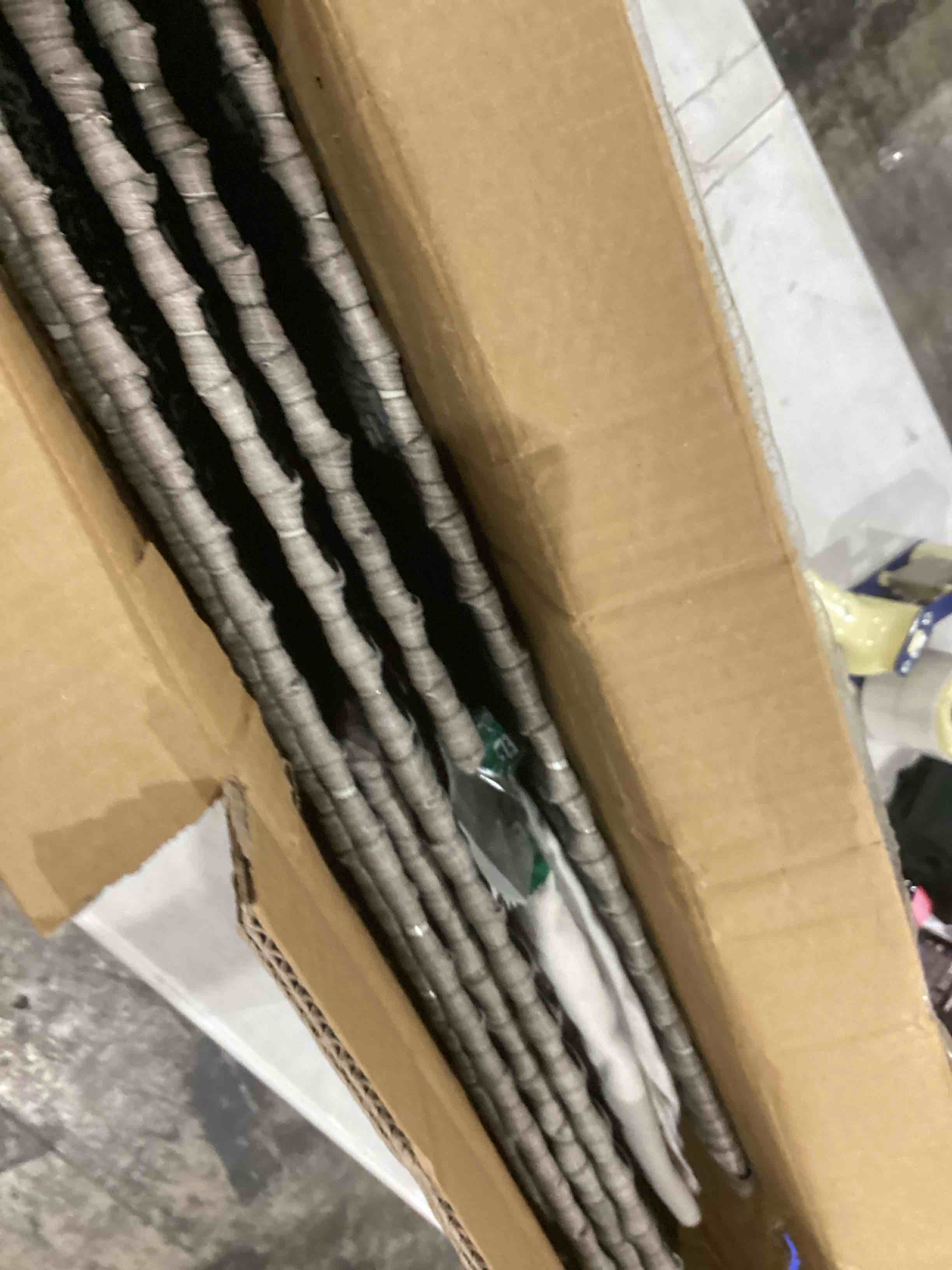 https://s3.amazonaws.com/lotting-images-prod/bidfta/BRN0494714_1742318192656.jpeg