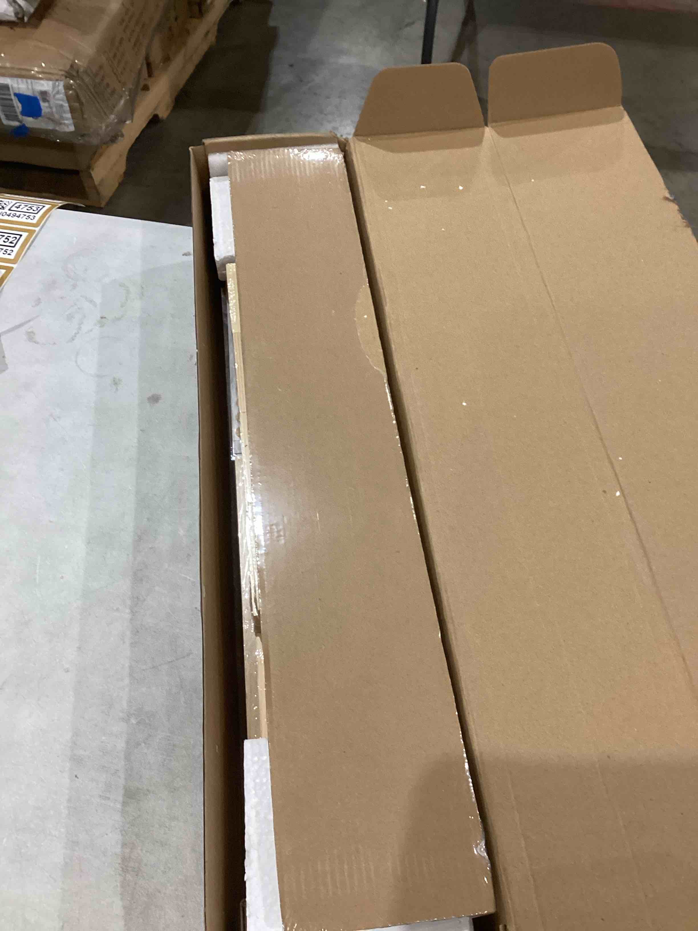 https://s3.amazonaws.com/lotting-images-prod/bidfta/BRN0494740_1742302186488.jpeg