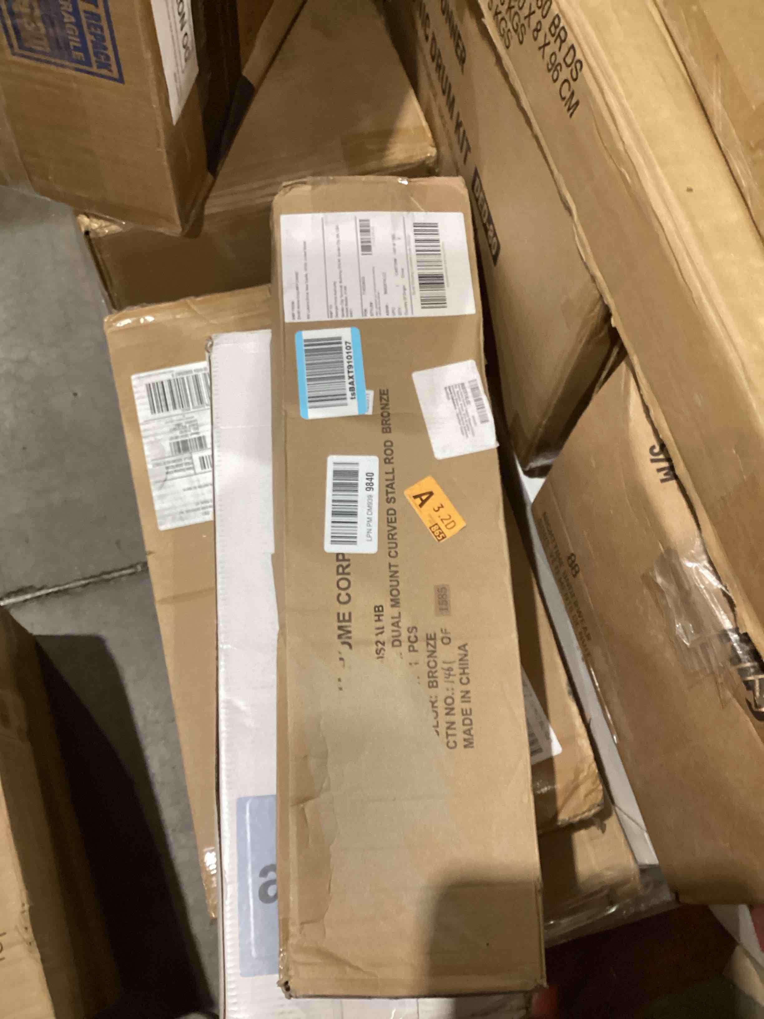 https://s3.amazonaws.com/lotting-images-prod/bidfta/BRN0498808_1740425545408.jpeg
