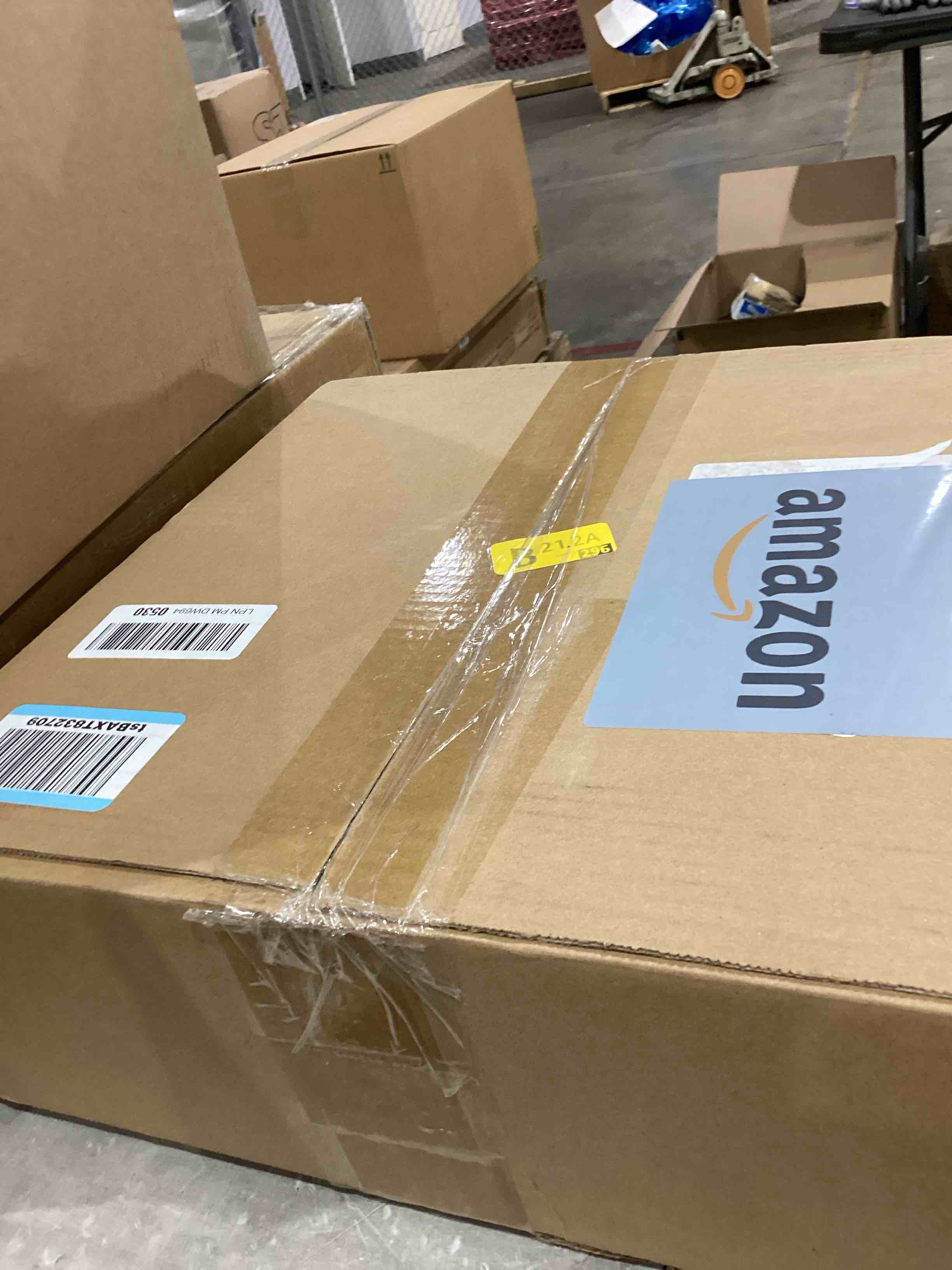 https://s3.amazonaws.com/lotting-images-prod/bidfta/BRN0500805_1743769961312.jpeg