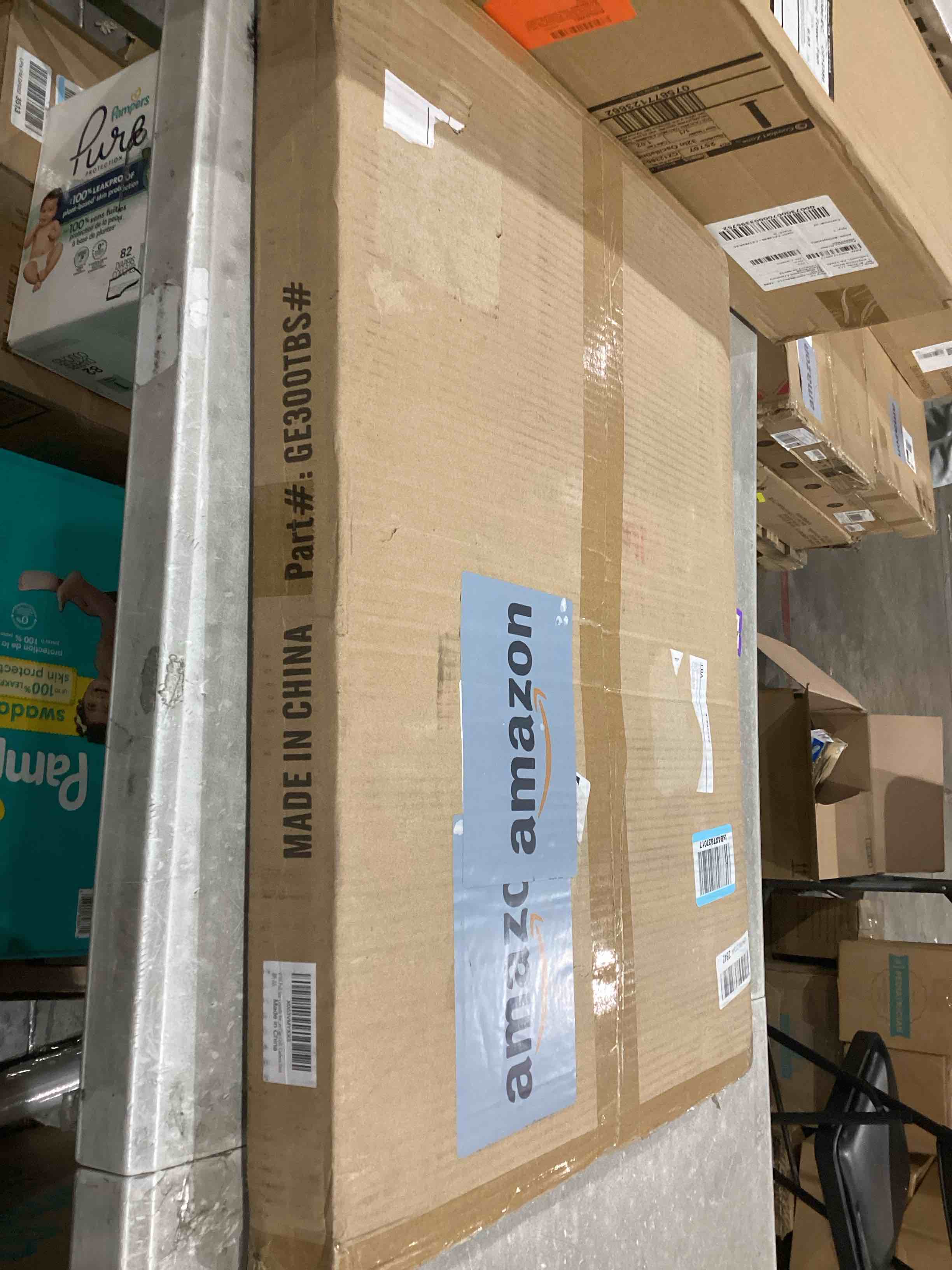 https://s3.amazonaws.com/lotting-images-prod/bidfta/BRN0500820_1743768065367.jpeg