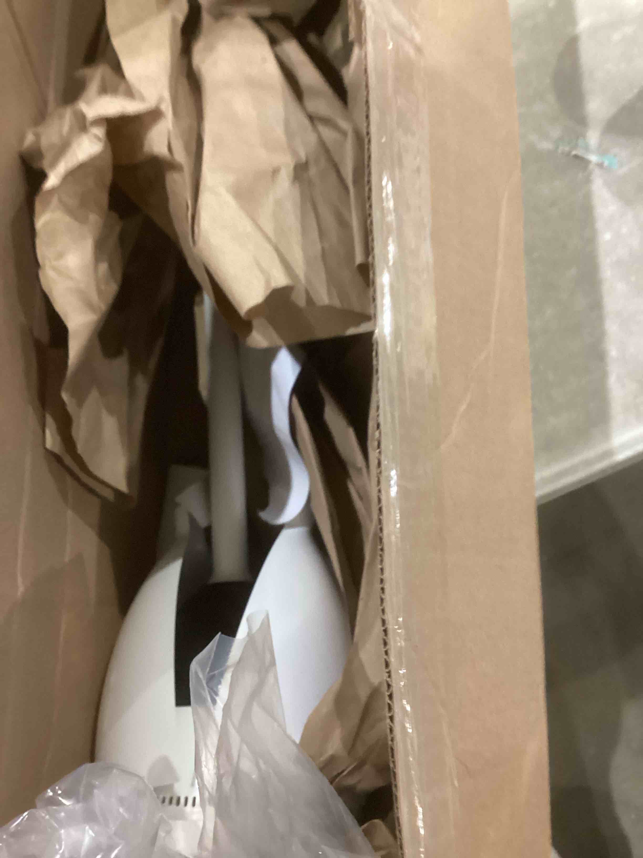https://s3.amazonaws.com/lotting-images-prod/bidfta/BRN0501770_1742579528686.jpeg