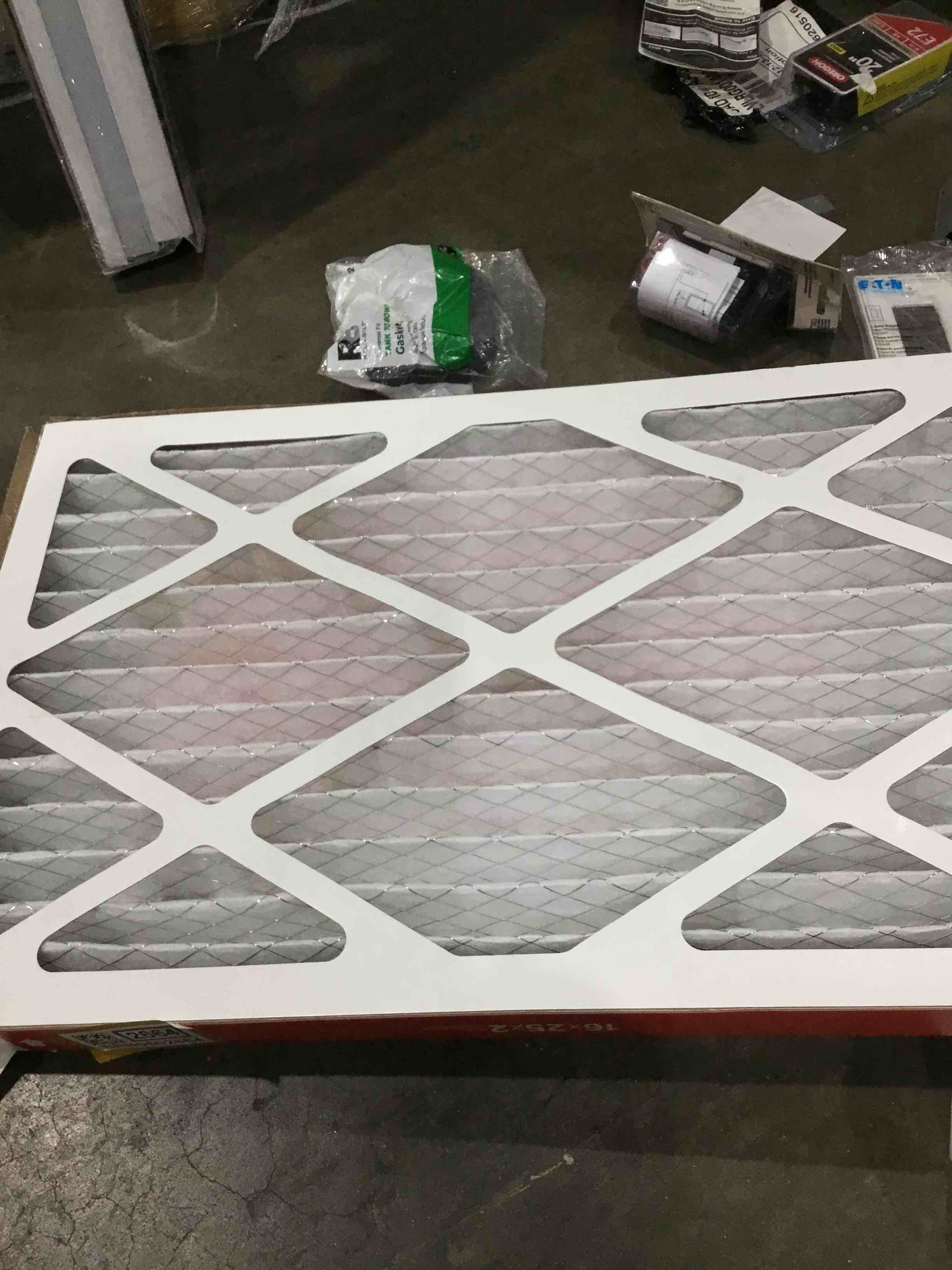 https://www.amazon.com/FiltreteTM-Electrostatic-Deep-Pleat-Filter/dp/B01MU27I27/ref=sr_1_1?dib=eyJ2IjoiMSJ9.xPEzg68FYFan159nSUyAkk71hHcibIDMTRMybxkzPx_hUMl-BQNyxIjLYc33cJXYRY5AmOu0c_siNJnEj0xZyPXtZCF_qD2uNG6Oifu1hLivXzhTU9q8_By8MRrZ4-K9OERBK87LEytZHsi7ytK41ODDg1EU04uPLGlnX96bJ0rC-Nmyorv1uWJSg-KaJGO7KZkwhg_1nAK5uMMj_j23ASib5Gd7sb7XJHJ8xxBLLWeYqbCGtBWtlVrwfGphRh4genJTT0UvvjrKDQXPbtrPpZB604zycBQKVt2IiNaZiXLB0U2Fkql9CS-pZXCzo5AMHp7JJeAhBJxIrbi5bPuPfZLmWgeipecBtYH2hZgOP-0HjylZWvIQzrNtUH18uh6P1rN4gWy9pqRYfDJ0bYKJdm3RR05ACJ_XqCIjktzogKBvsCk27hhgTFUjQUbOEjCJ._C-gEIZu9vPQHCzCtZ777iUmq8pHDzDQwJfQ470Ckto&dib_tag=se&keywords=filtrete+electrostatic+air+cleaning+filter&qid=1734978281&sr=8-1