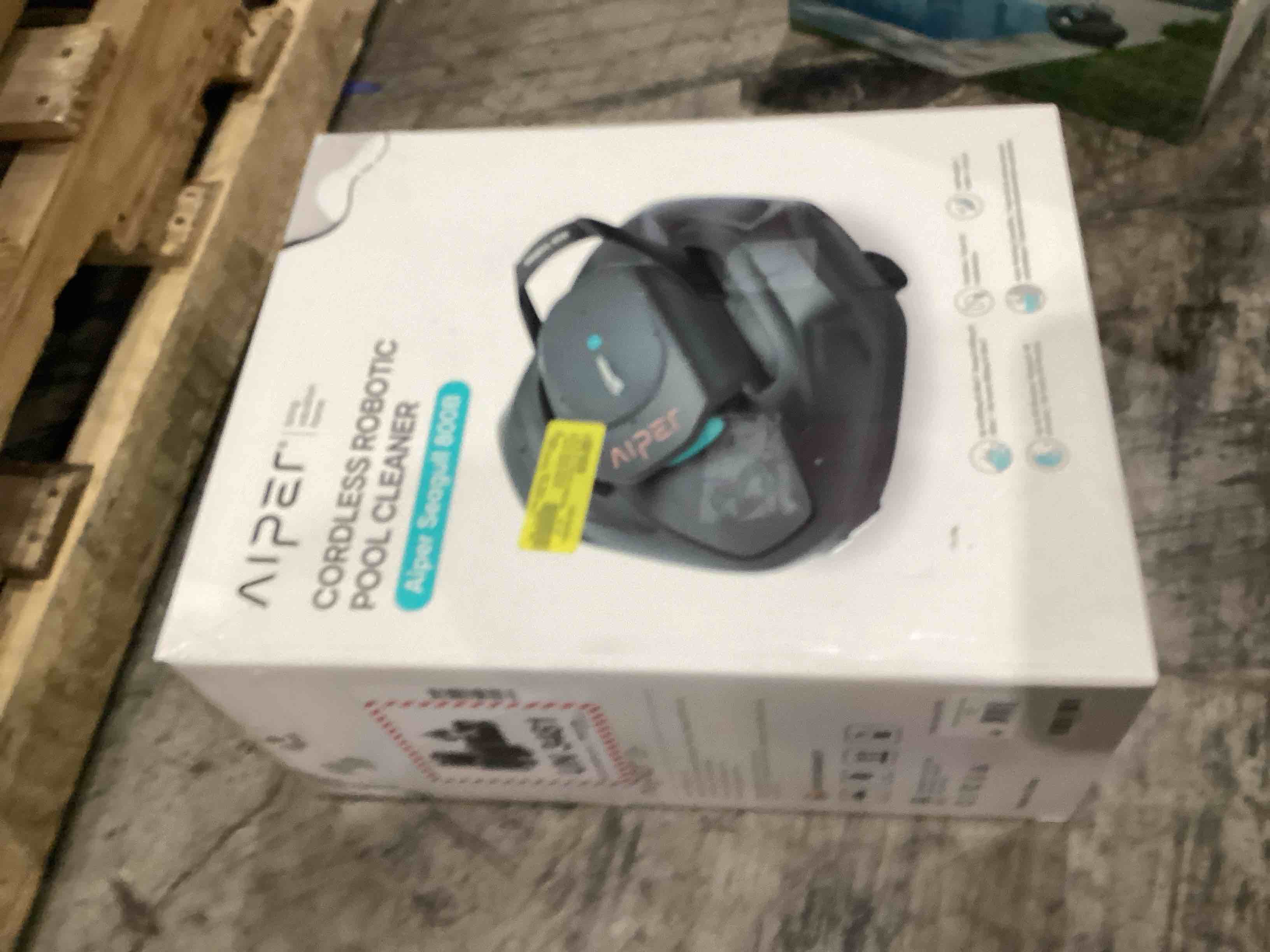 https://s3.amazonaws.com/lotting-images-prod/bidfta/BRN0502700_1734967433890.jpeg