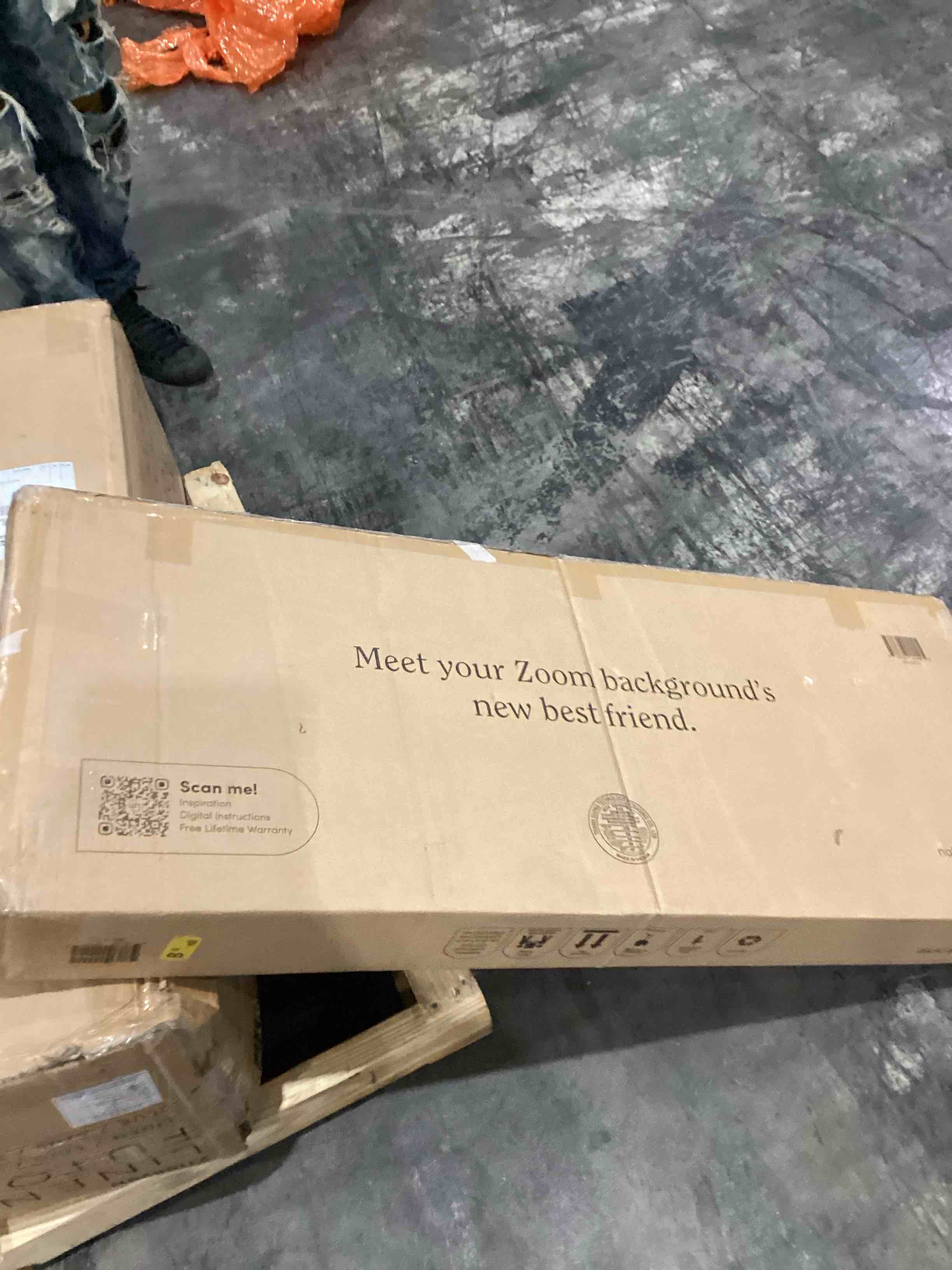 https://s3.amazonaws.com/lotting-images-prod/bidfta/BRN0505356_1731344488452.jpeg