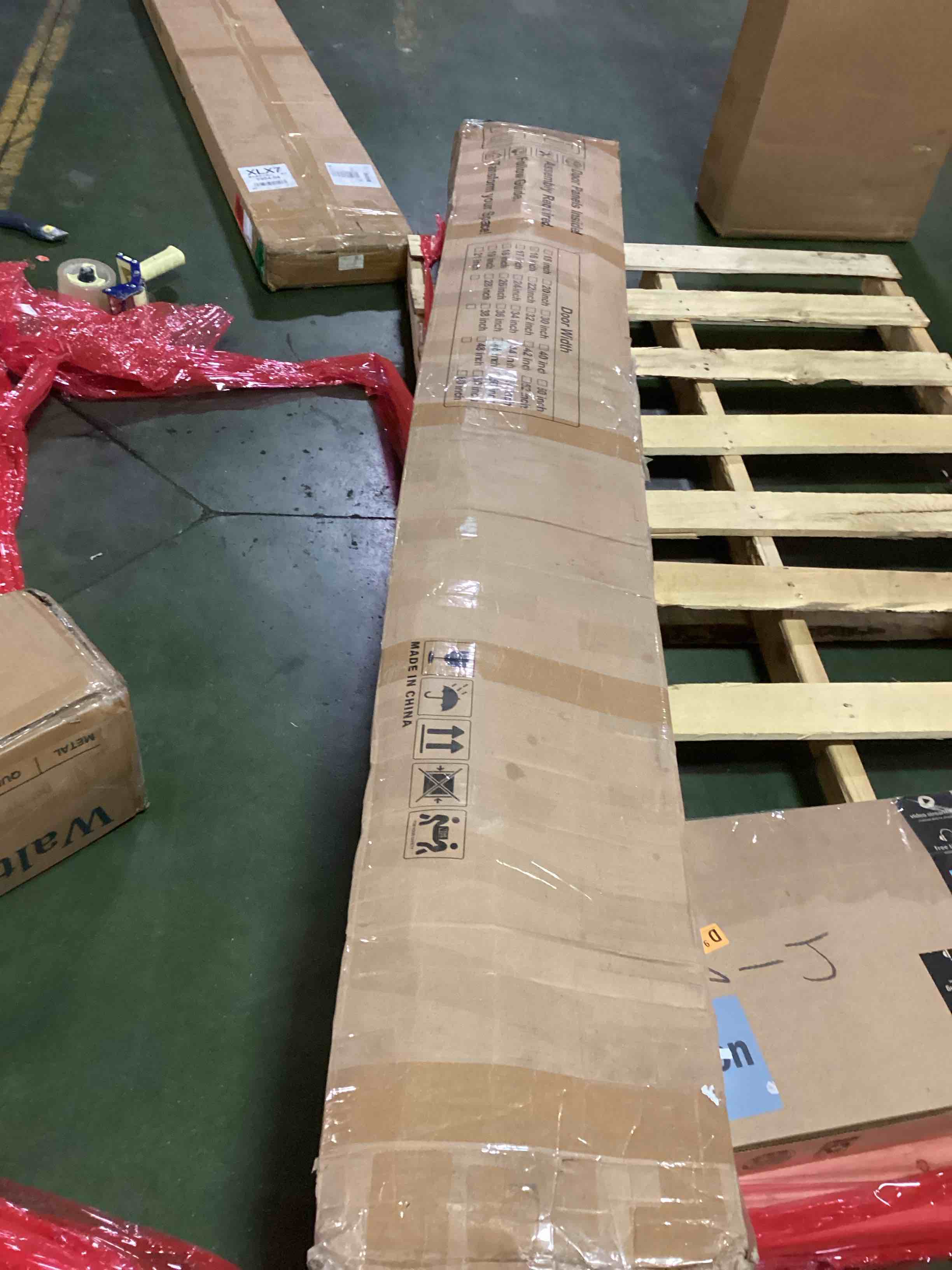 https://s3.amazonaws.com/lotting-images-prod/bidfta/BRN0511138_1732660497444.jpeg