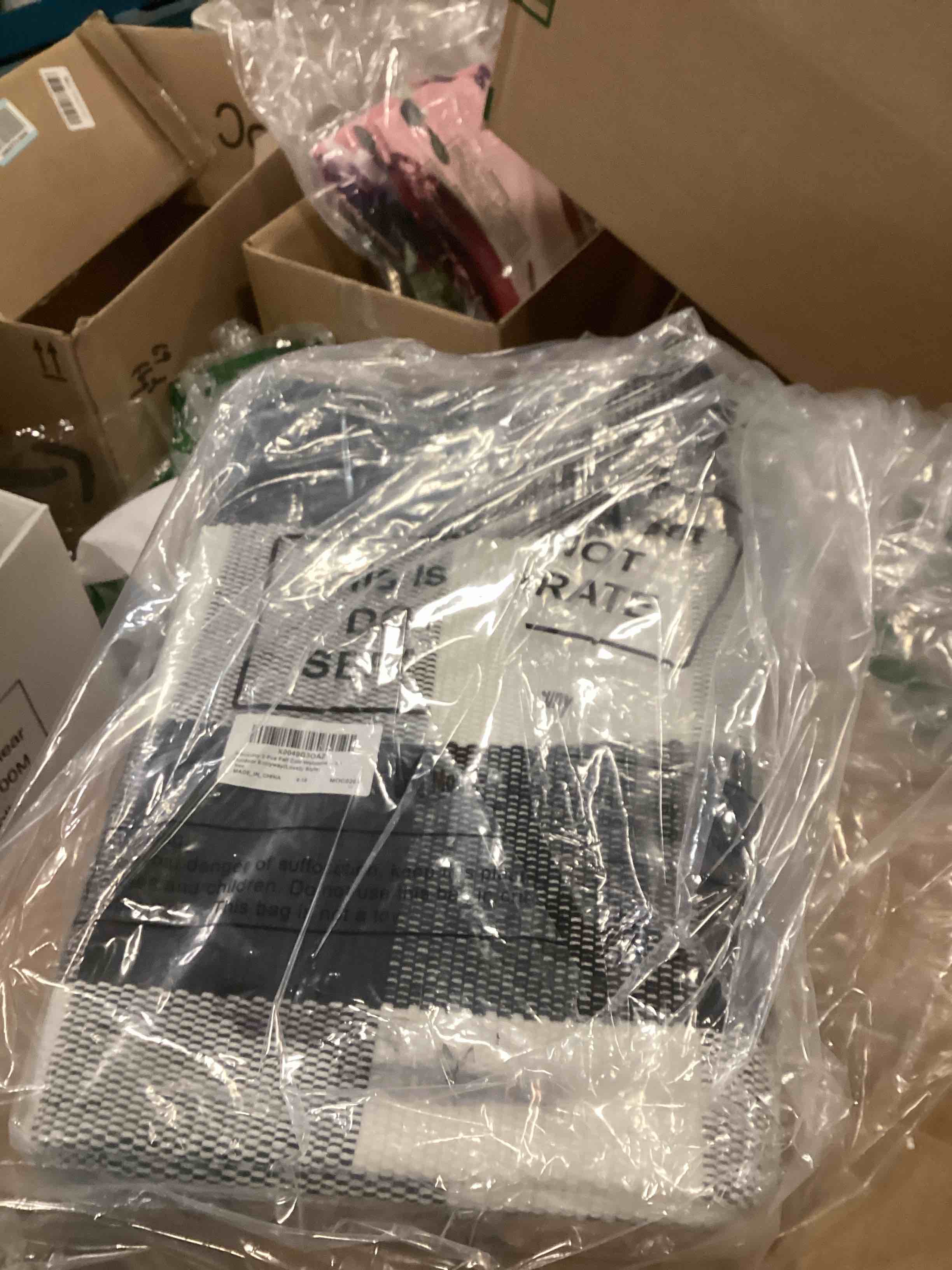 https://s3.amazonaws.com/lotting-images-prod/bidfta/BRN0514028_1733251048943.jpeg