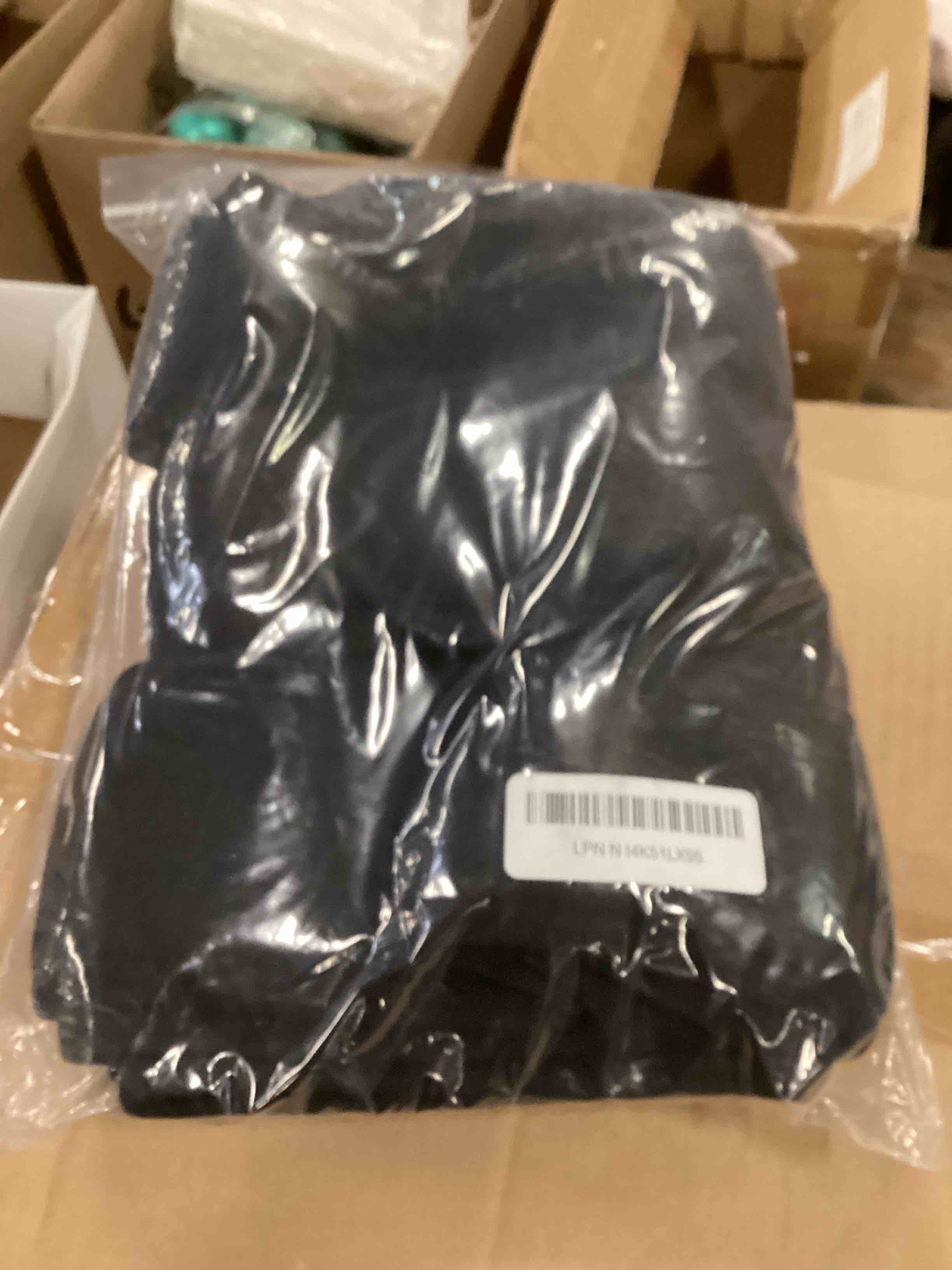 https://s3.amazonaws.com/lotting-images-prod/bidfta/BRN0514044_1733244524562.jpeg