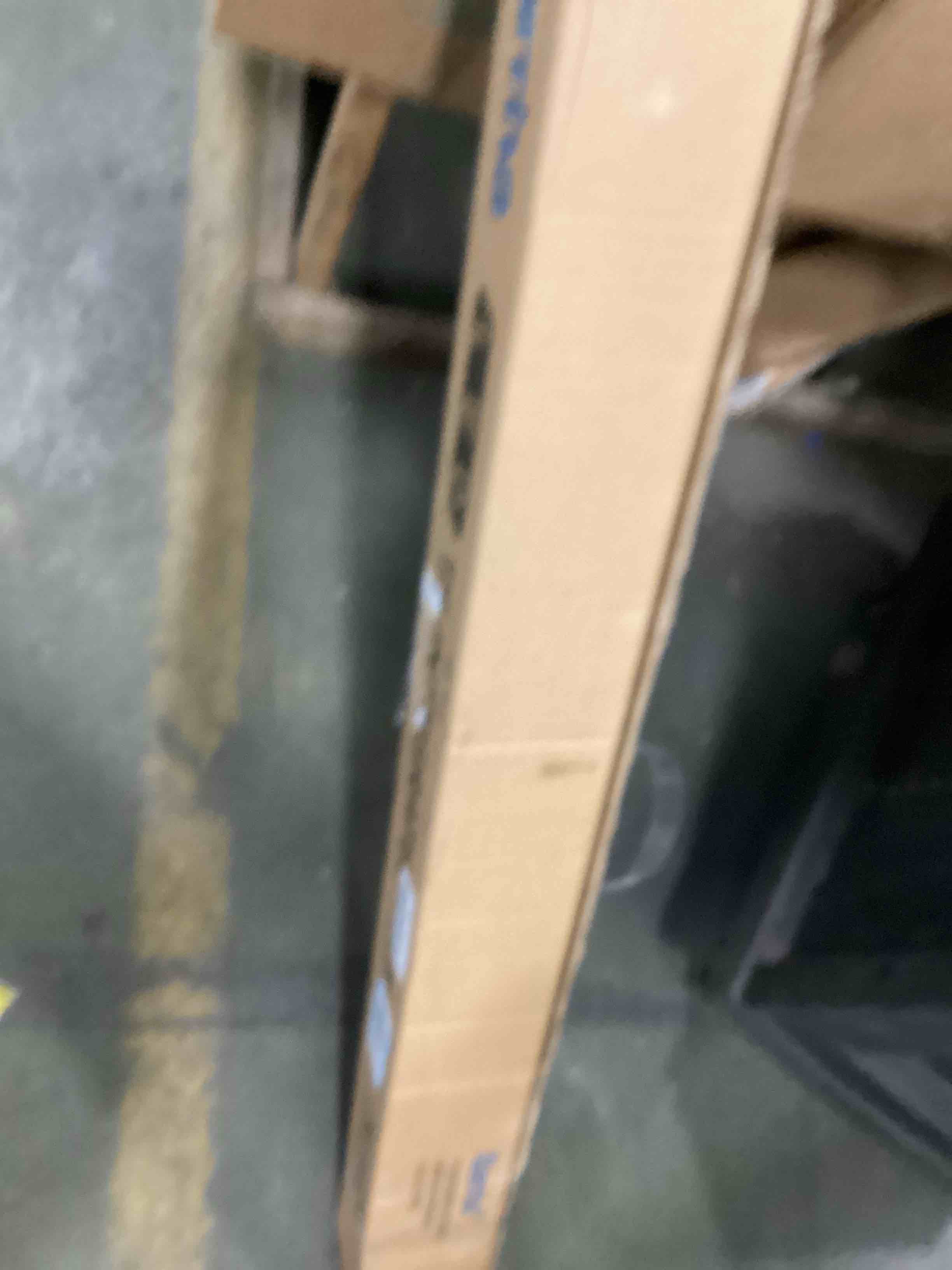 https://s3.amazonaws.com/lotting-images-prod/bidfta/BRN0514263_1733145723233.jpeg