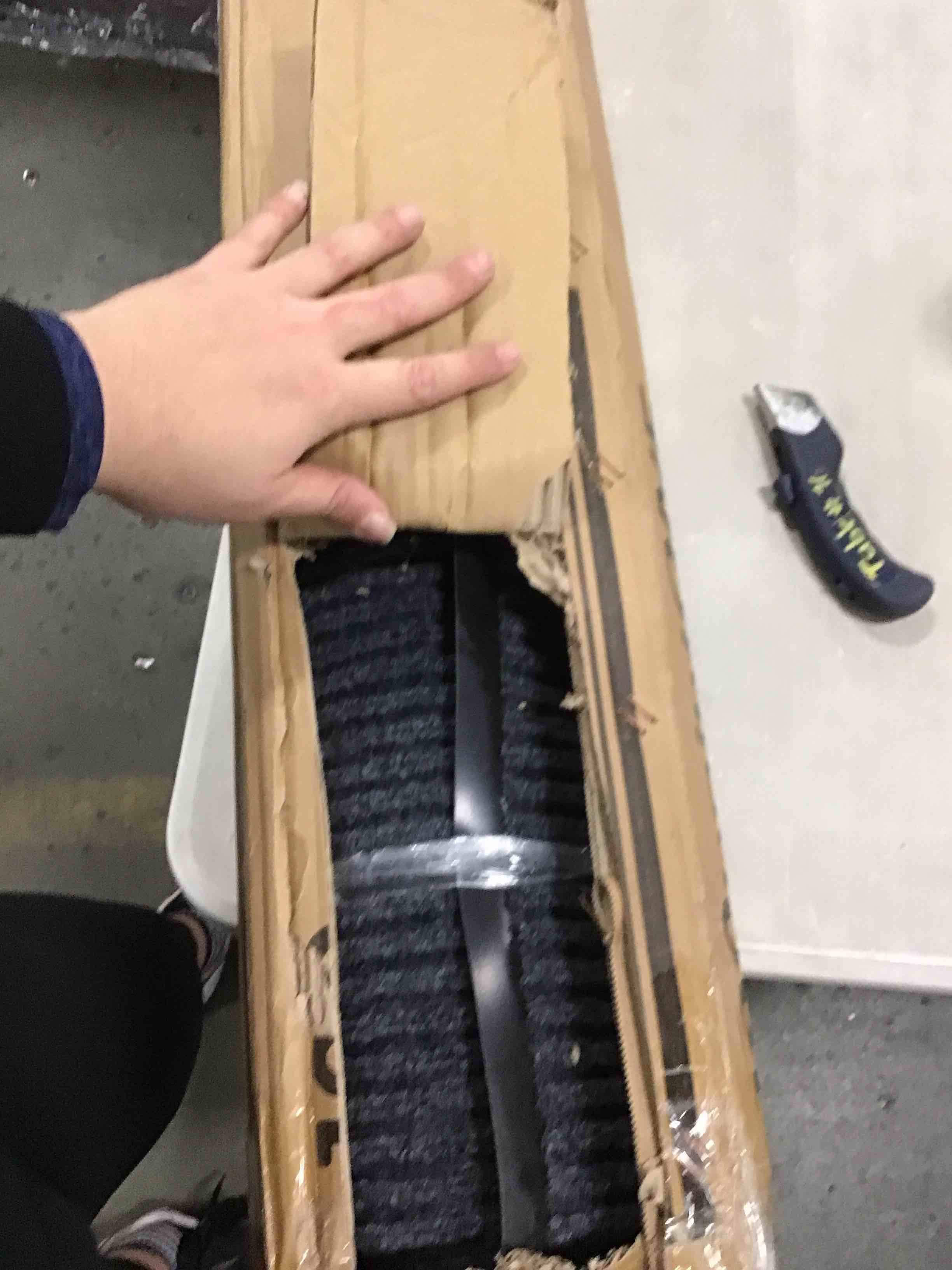 https://s3.amazonaws.com/lotting-images-prod/bidfta/BRN0517527_1731603600641.jpeg