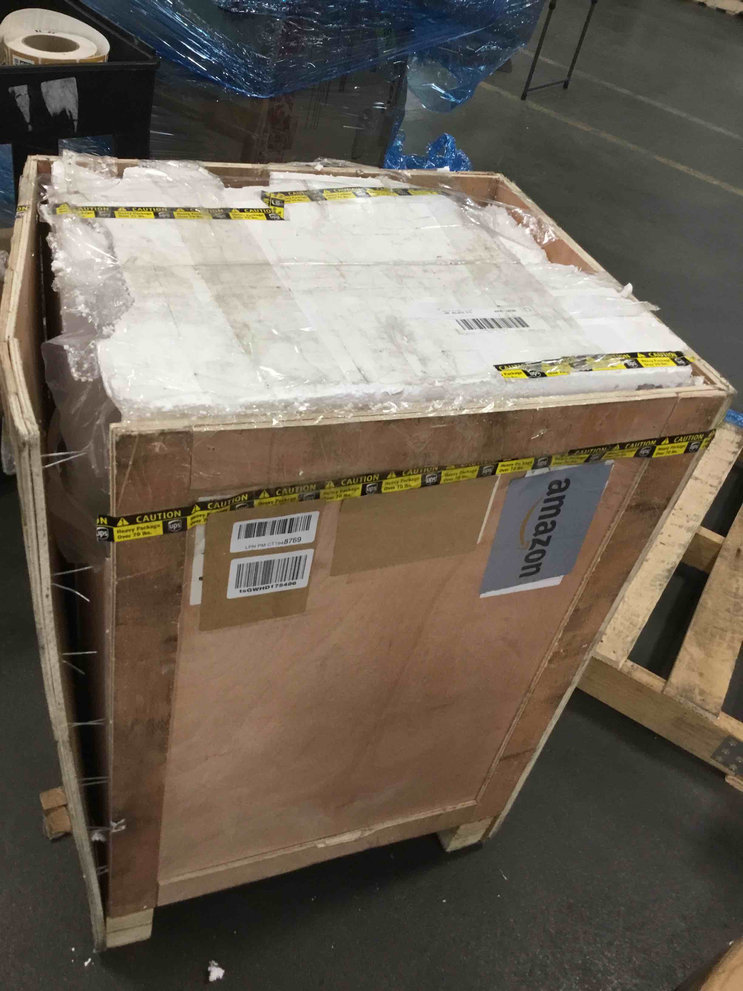 https://s3.amazonaws.com/lotting-images-prod/bidfta/BRN0519099_1733257005287.jpeg