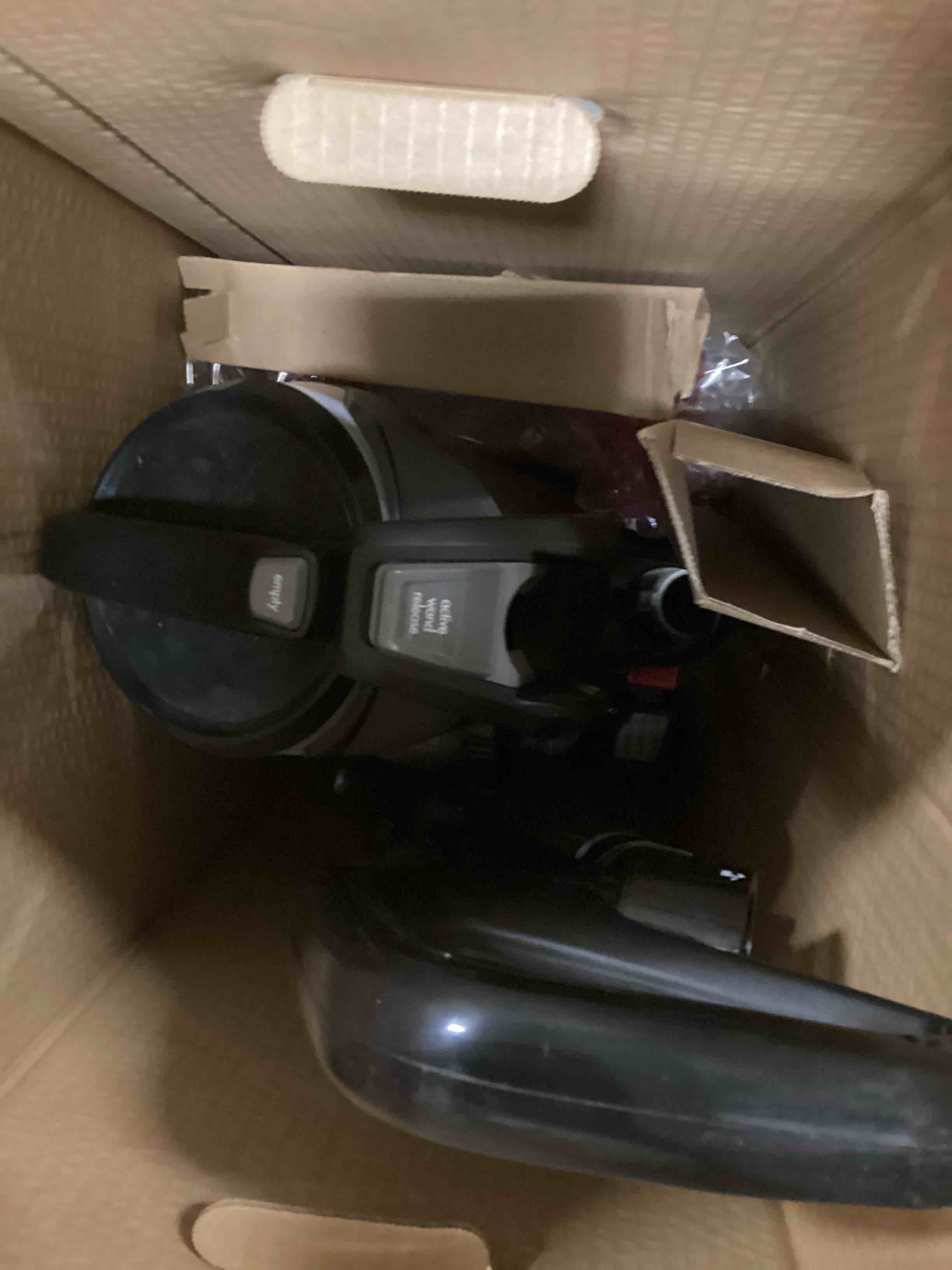 https://s3.amazonaws.com/lotting-images-prod/bidfta/BRN0520439_1733517845800.jpeg