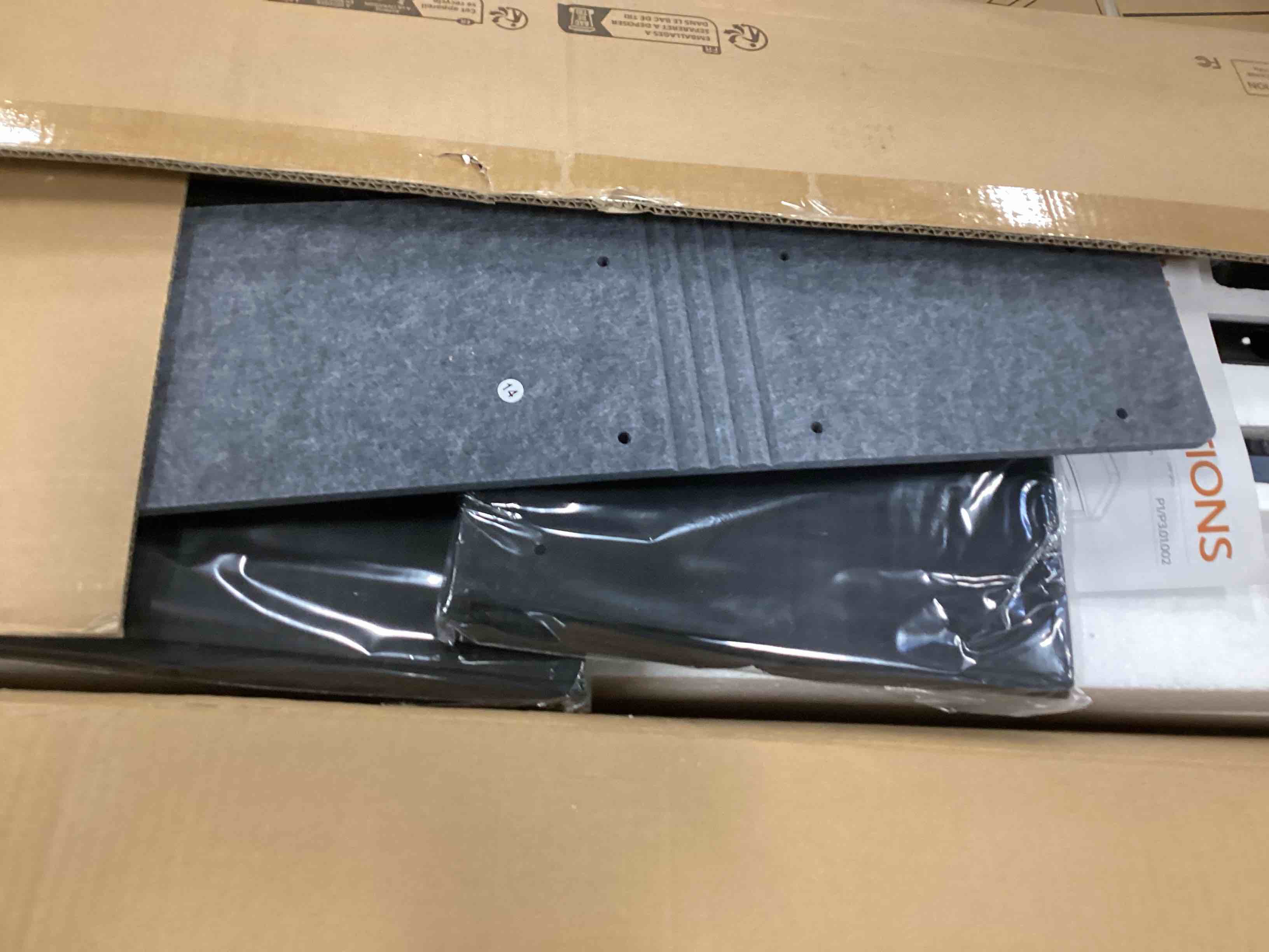 https://s3.amazonaws.com/lotting-images-prod/bidfta/BRN0521813_1732546173116.jpeg