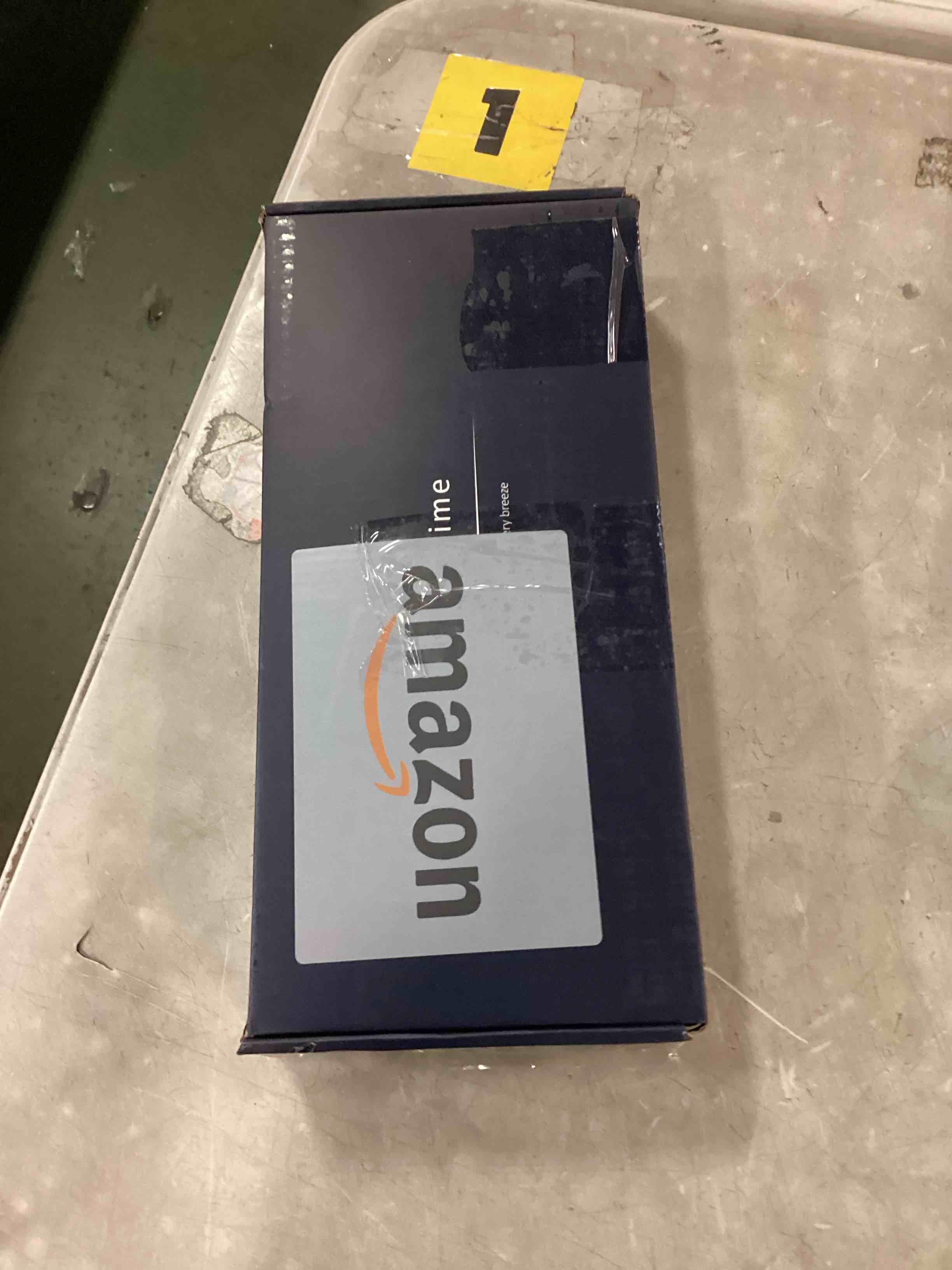 https://s3.amazonaws.com/lotting-images-prod/bidfta/BRN0522423_1734532232453.jpeg