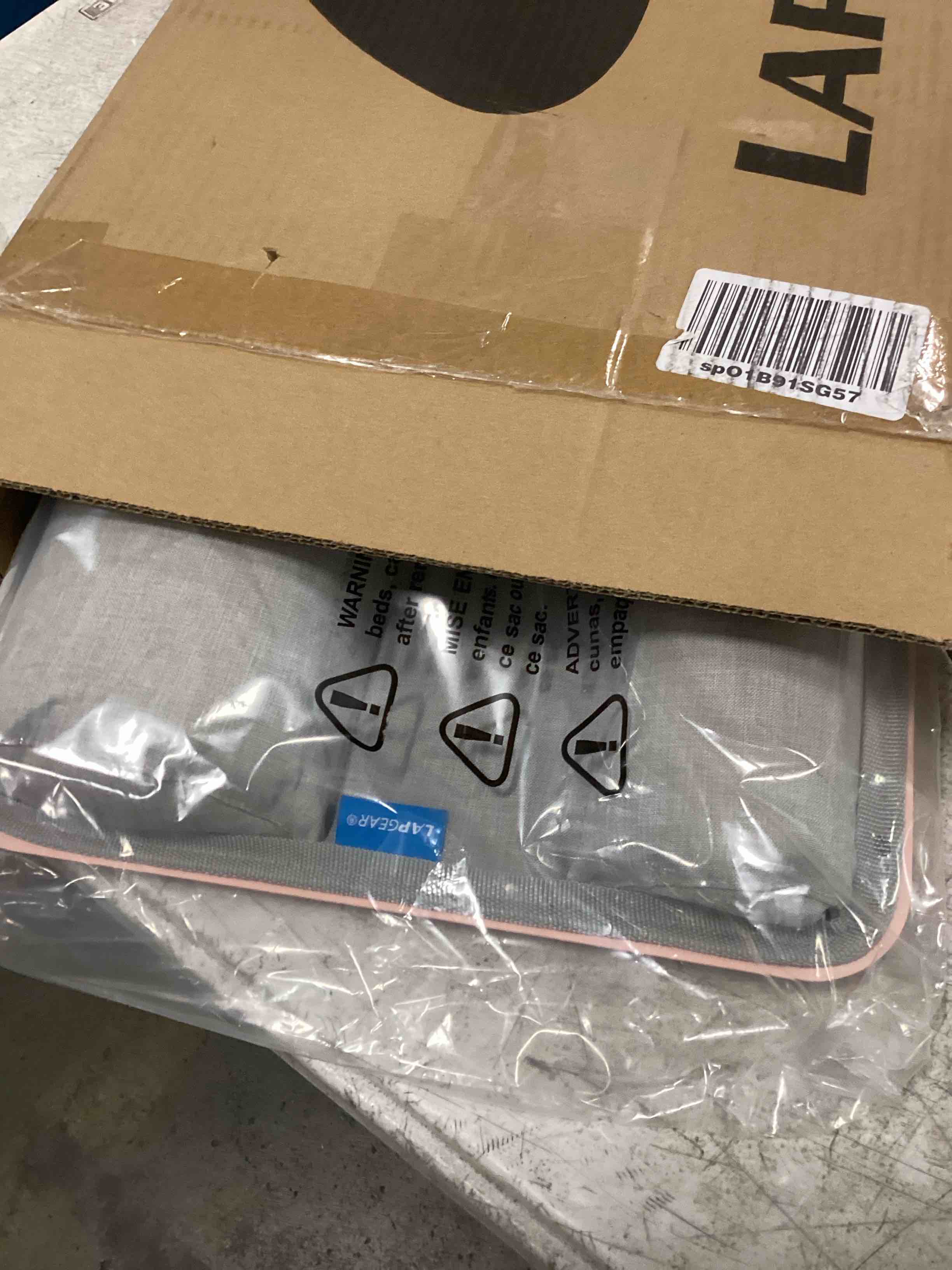https://s3.amazonaws.com/lotting-images-prod/bidfta/BRN0530023_1734702098031.jpeg