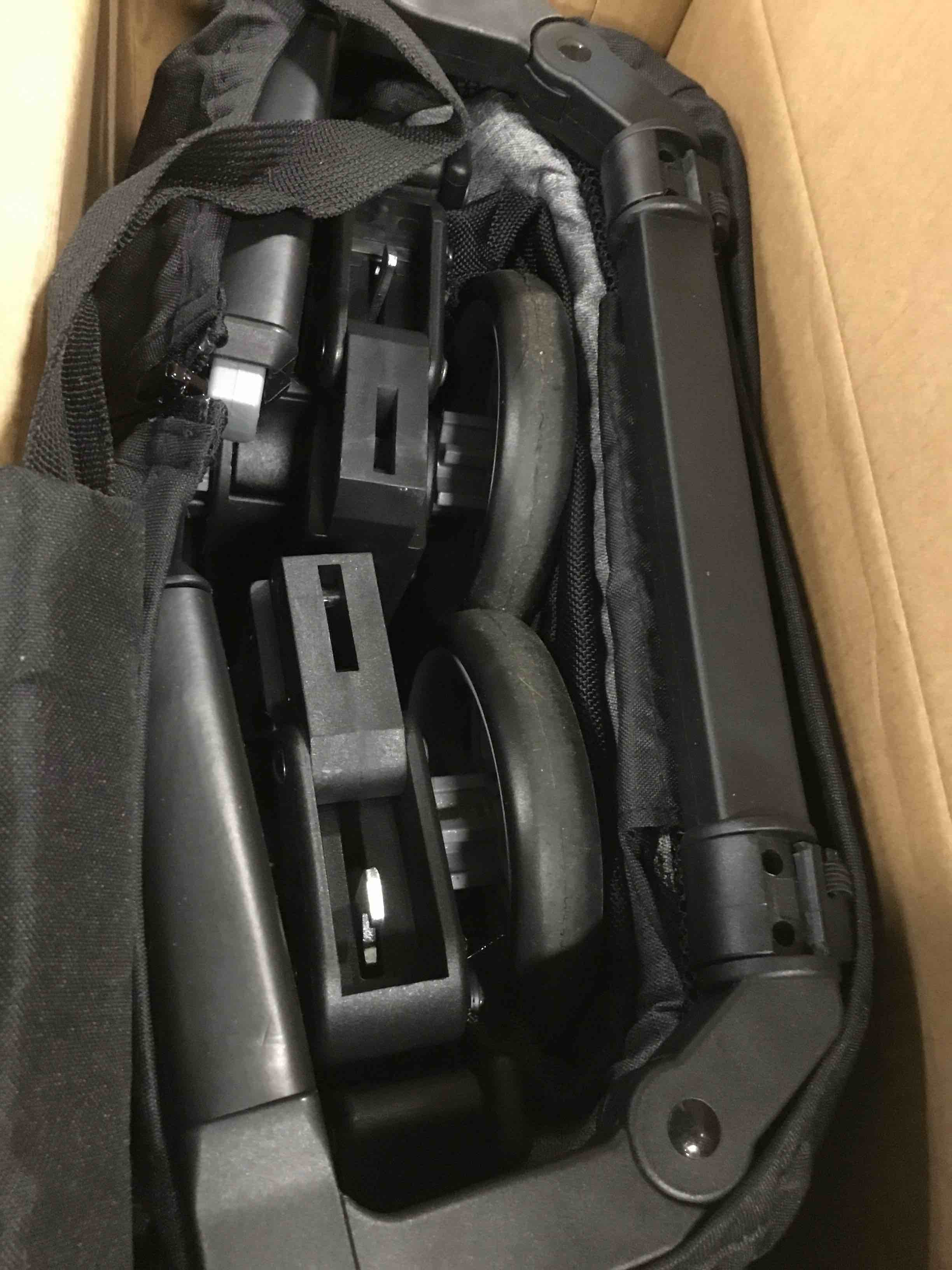 https://s3.amazonaws.com/lotting-images-prod/bidfta/BRN0530381_1733246944421.jpeg