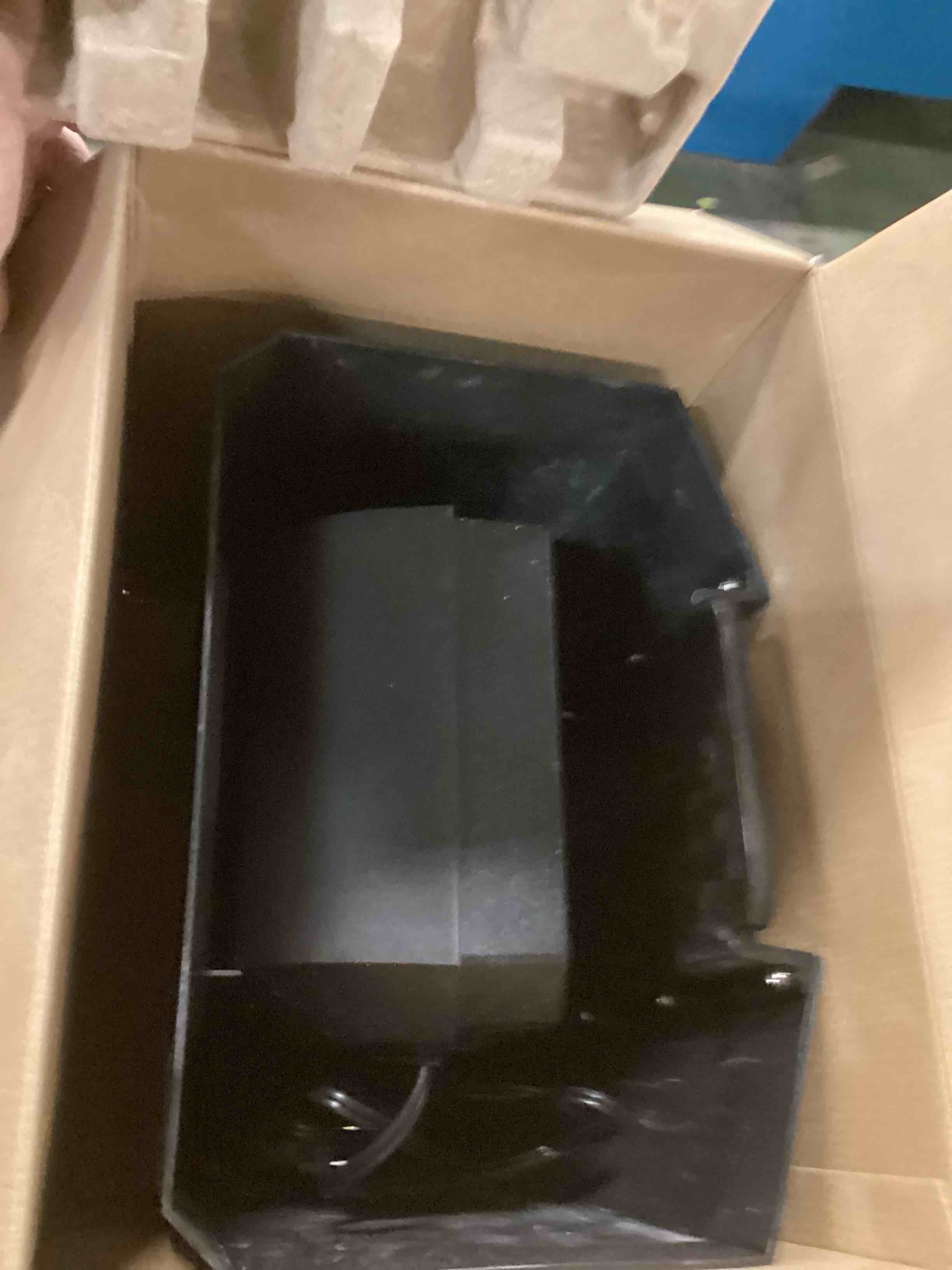 https://s3.amazonaws.com/lotting-images-prod/bidfta/BRN0532020_1733172843913.jpeg