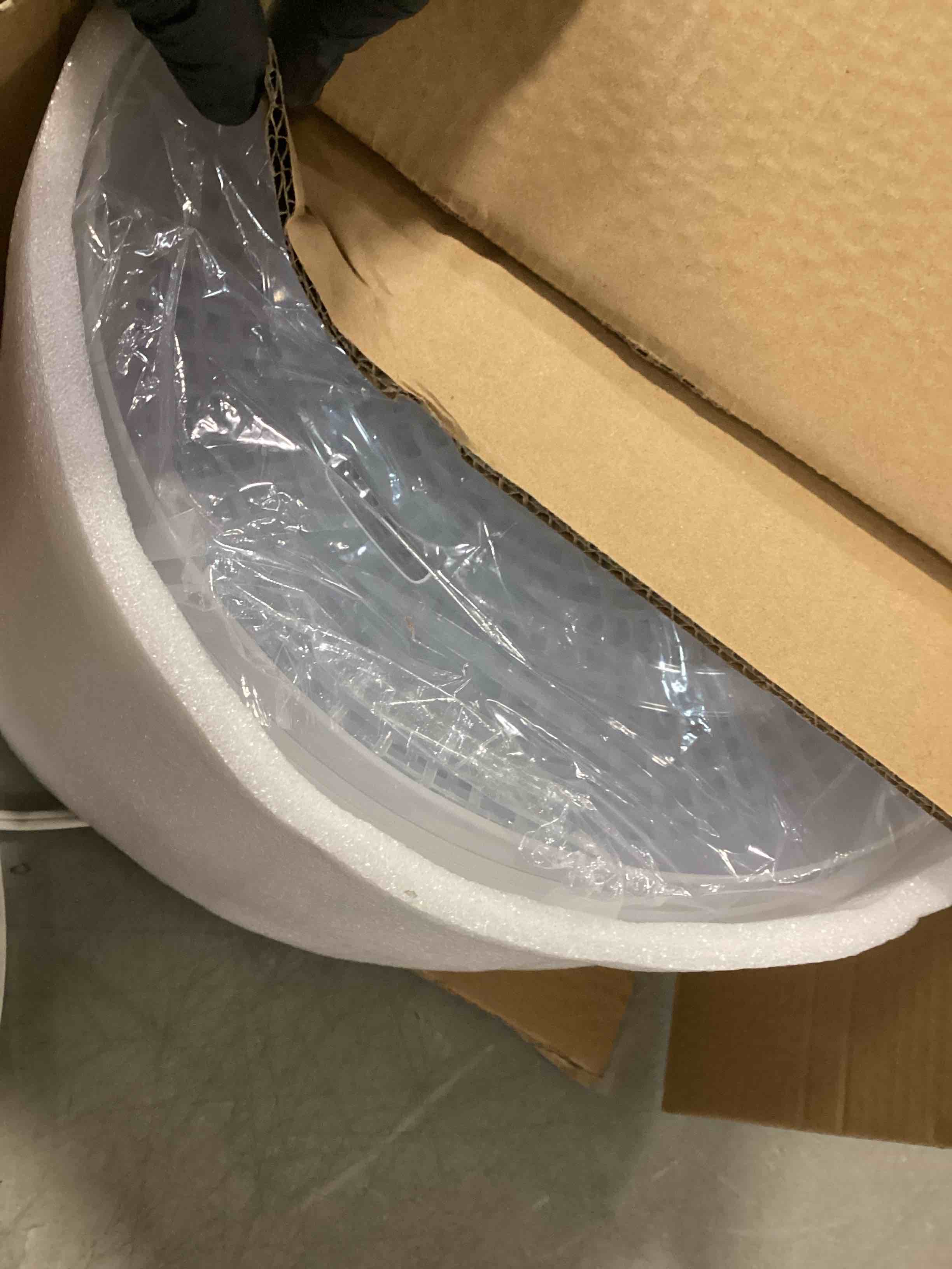 https://s3.amazonaws.com/lotting-images-prod/bidfta/BRN0532111_1733160273073.jpeg