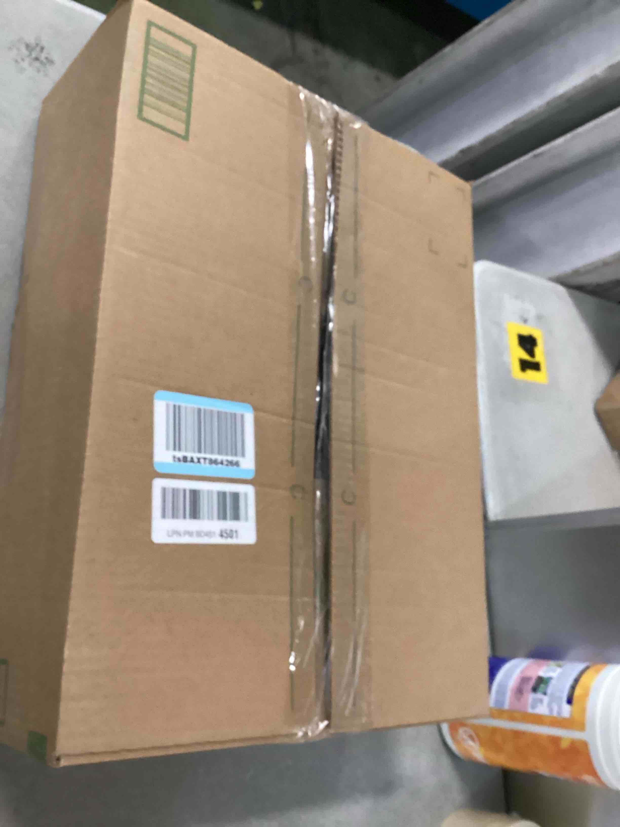 https://s3.amazonaws.com/lotting-images-prod/bidfta/BRN0532231_1733146542082.jpeg