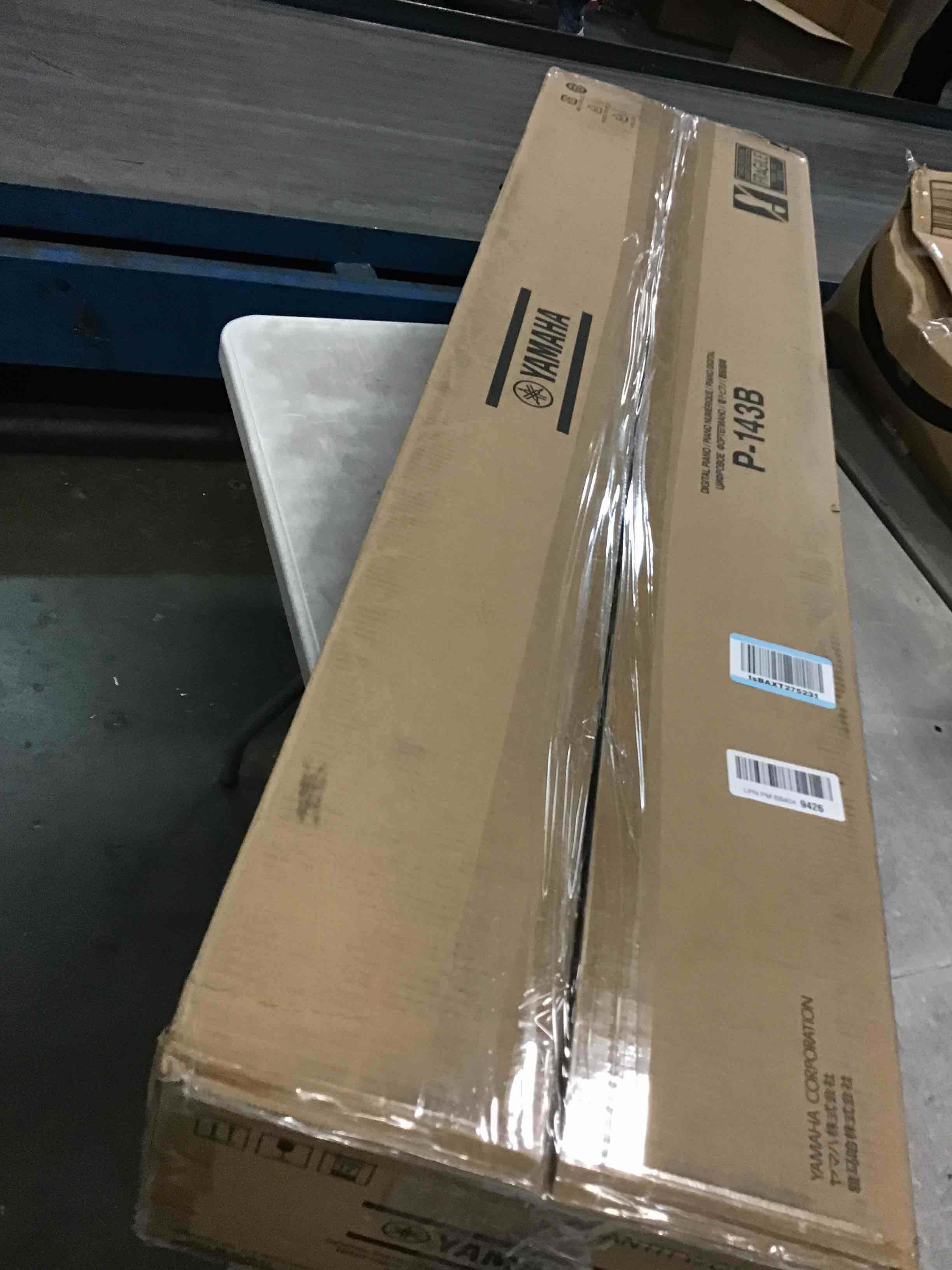 https://s3.amazonaws.com/lotting-images-prod/bidfta/BRN0536156_1732166449879.jpeg