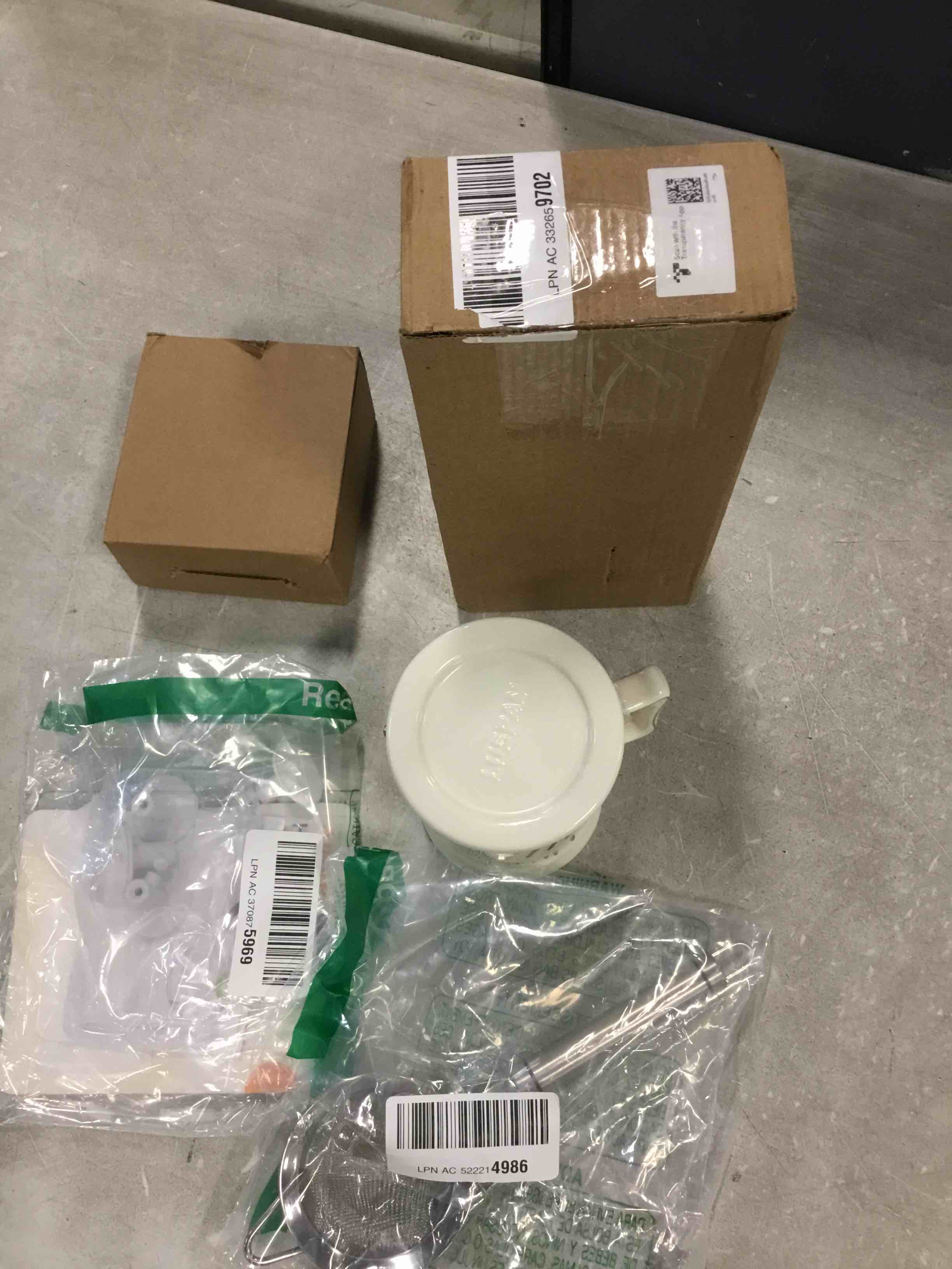 https://s3.amazonaws.com/lotting-images-prod/bidfta/BRN0536356_1732083437783.jpeg