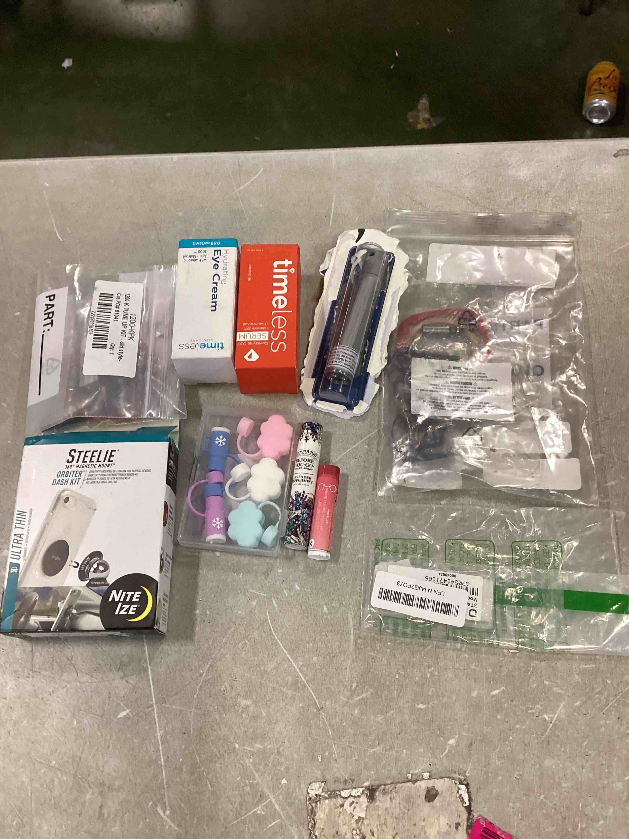 lot of 10 assorted household good including but not limited to