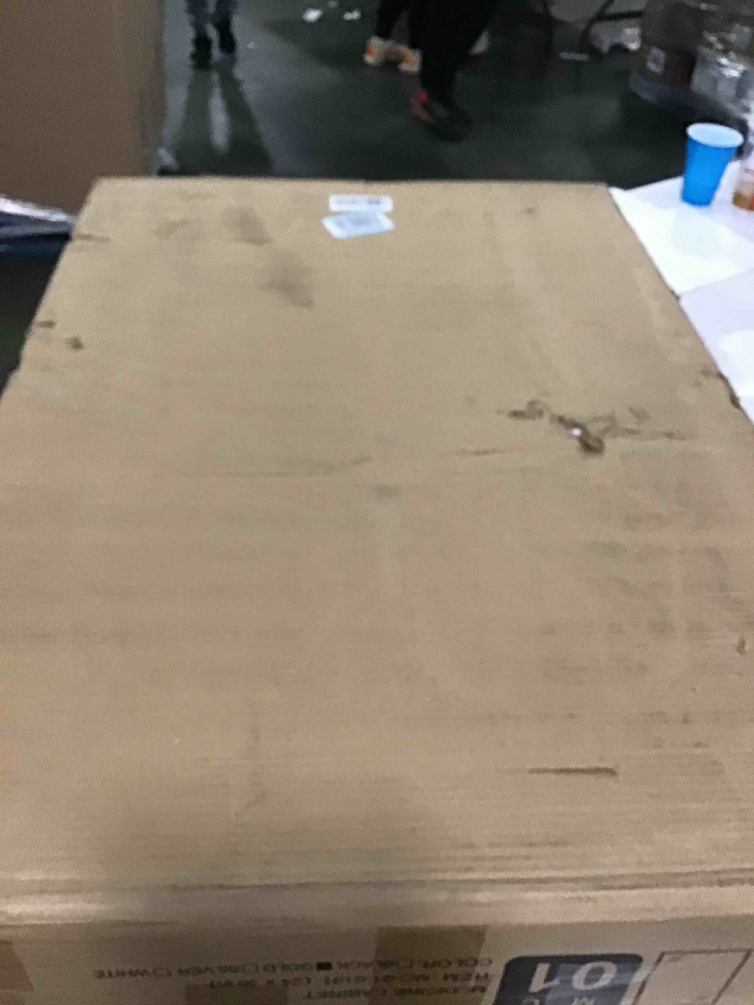https://s3.amazonaws.com/lotting-images-prod/bidfta/BRN0545918_1730748683540.jpeg
