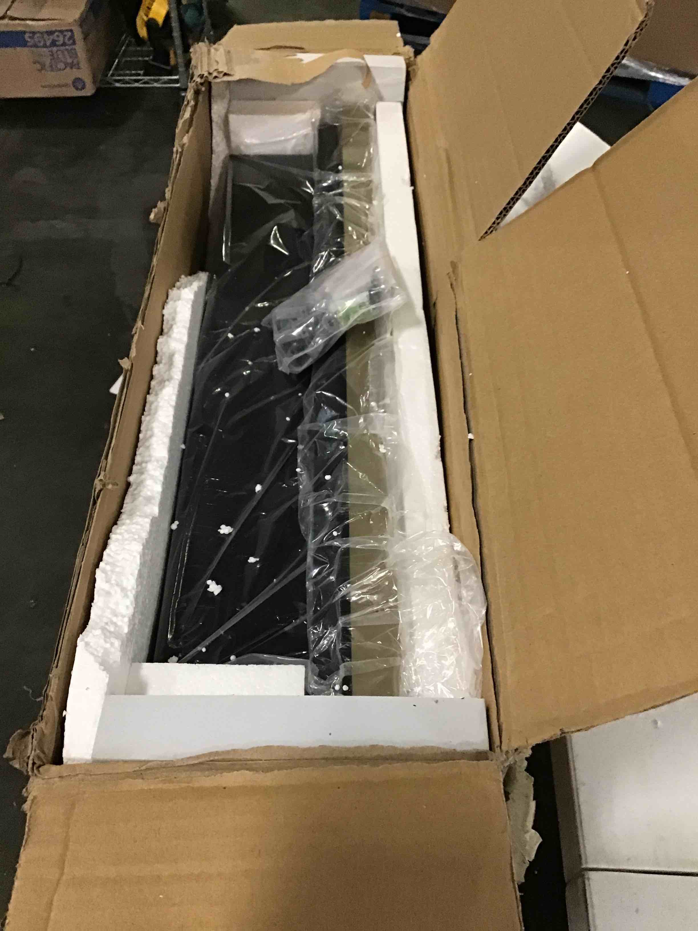 https://s3.amazonaws.com/lotting-images-prod/bidfta/BRN0545918_1730748761947.jpeg