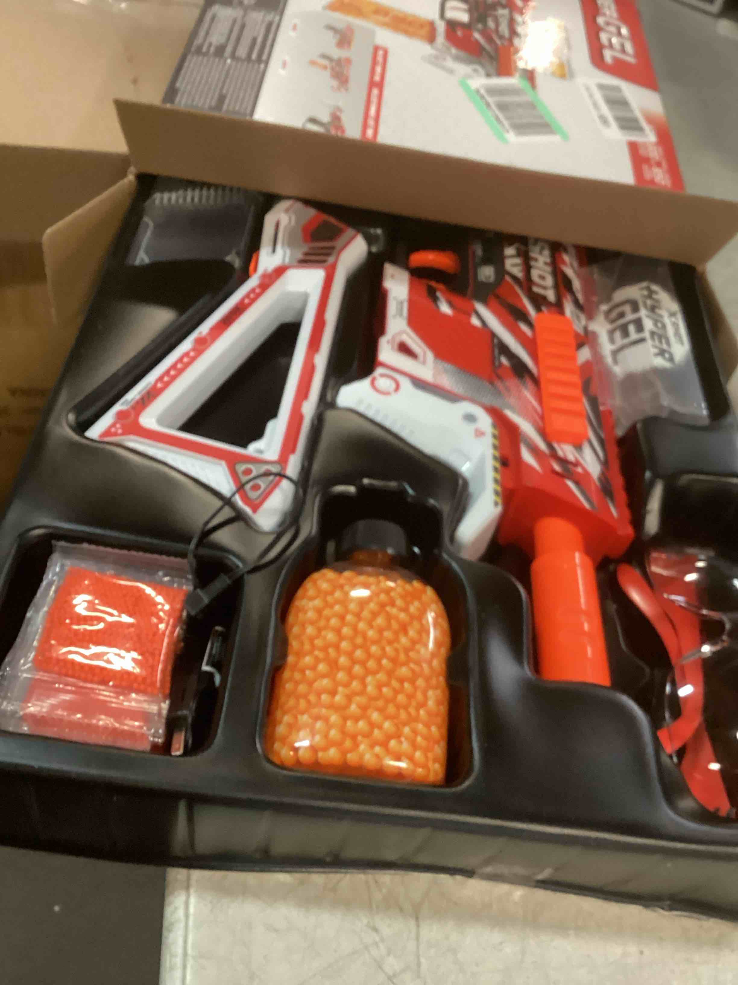 https://s3.amazonaws.com/lotting-images-prod/bidfta/BRN0546447_1738610179982.jpeg