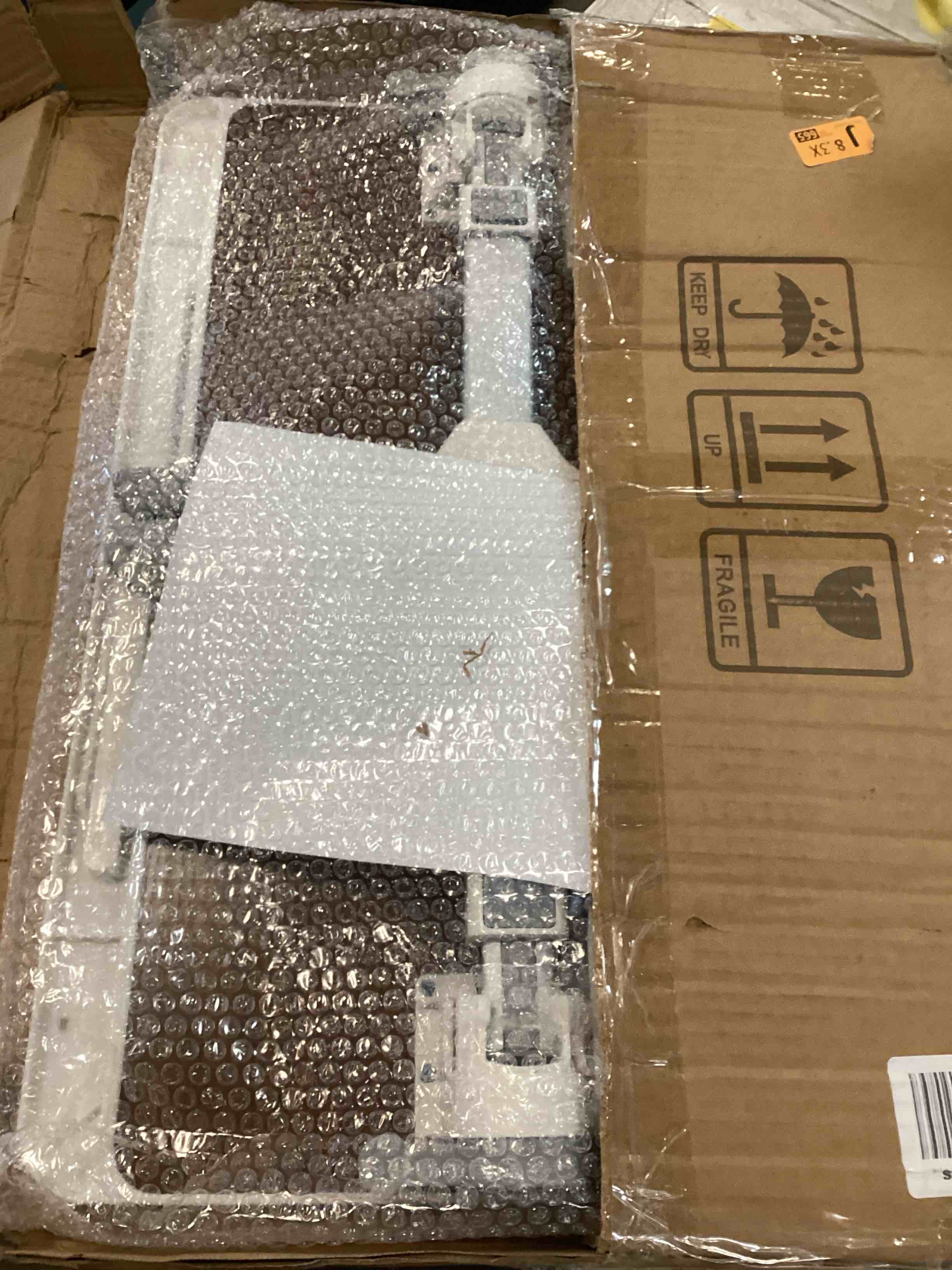 https://s3.amazonaws.com/lotting-images-prod/bidfta/BRN0547423_1738082621238.jpeg