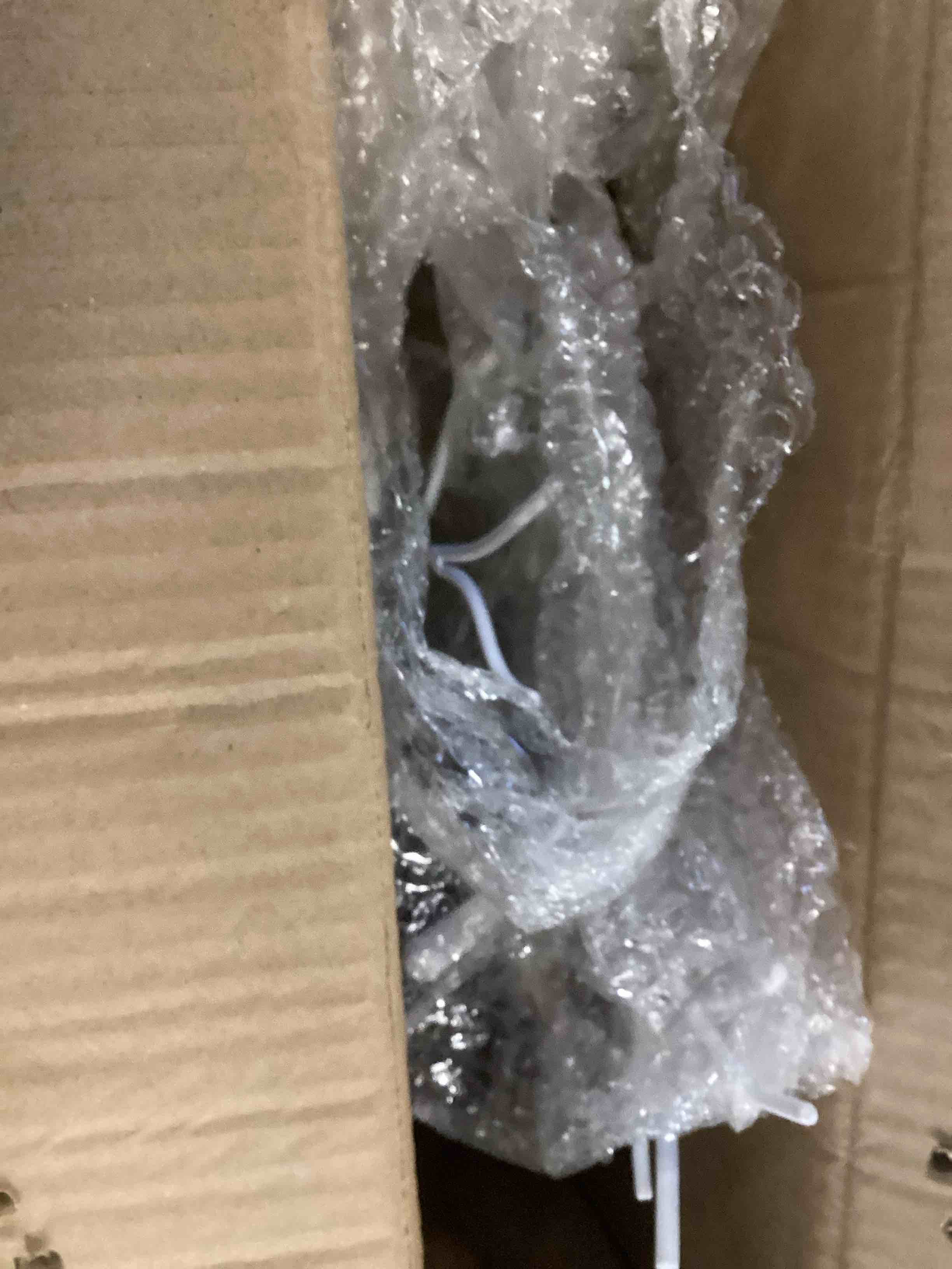 https://s3.amazonaws.com/lotting-images-prod/bidfta/BRN0547573_1738011353545.jpeg