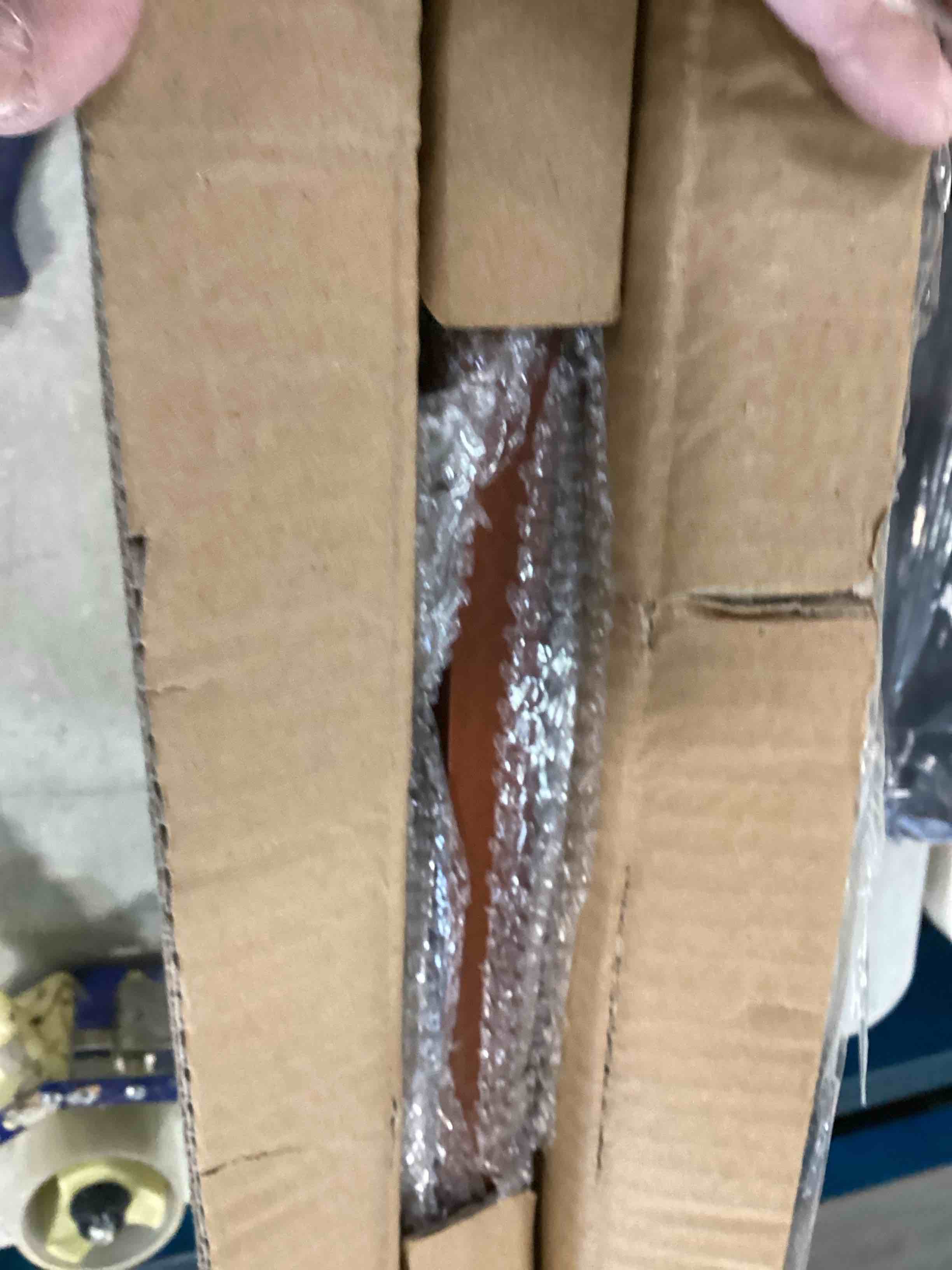 https://s3.amazonaws.com/lotting-images-prod/bidfta/BRN0547713_1737989771315.jpeg