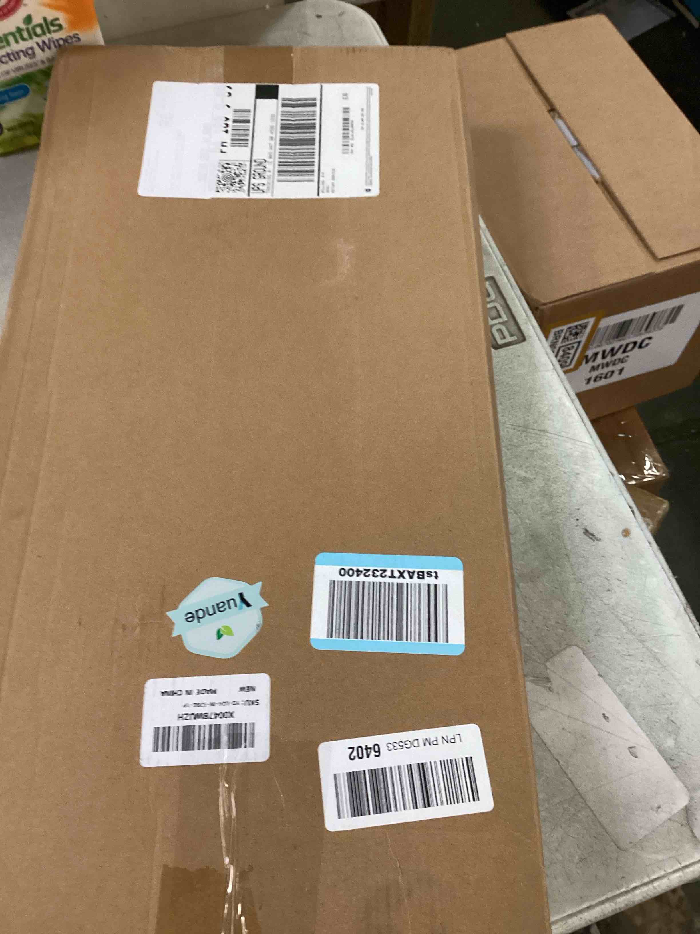 https://s3.amazonaws.com/lotting-images-prod/bidfta/BRN0548366_1734798917549.jpeg