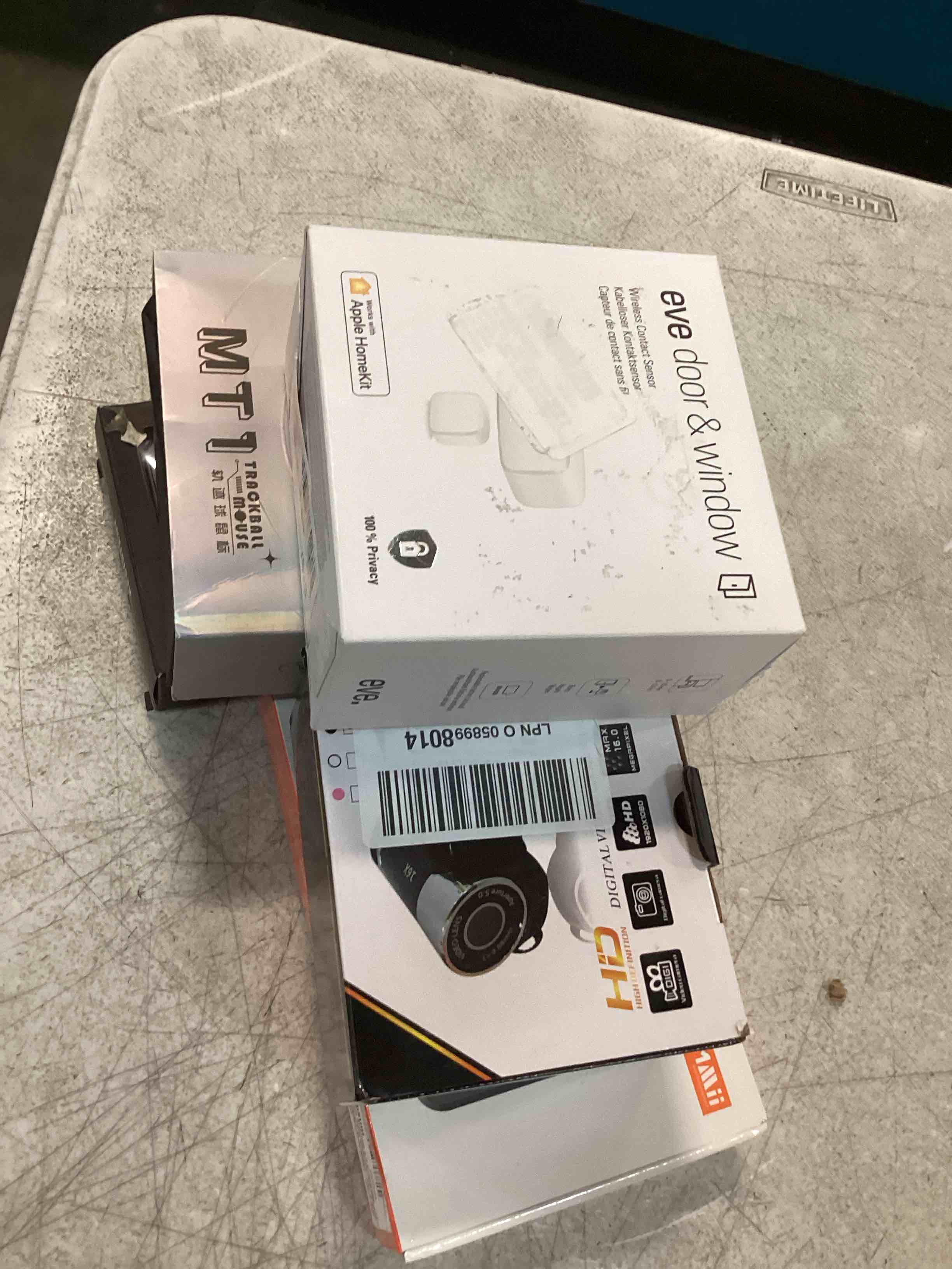https://s3.amazonaws.com/lotting-images-prod/bidfta/BRN0549923_1732110774029.jpeg