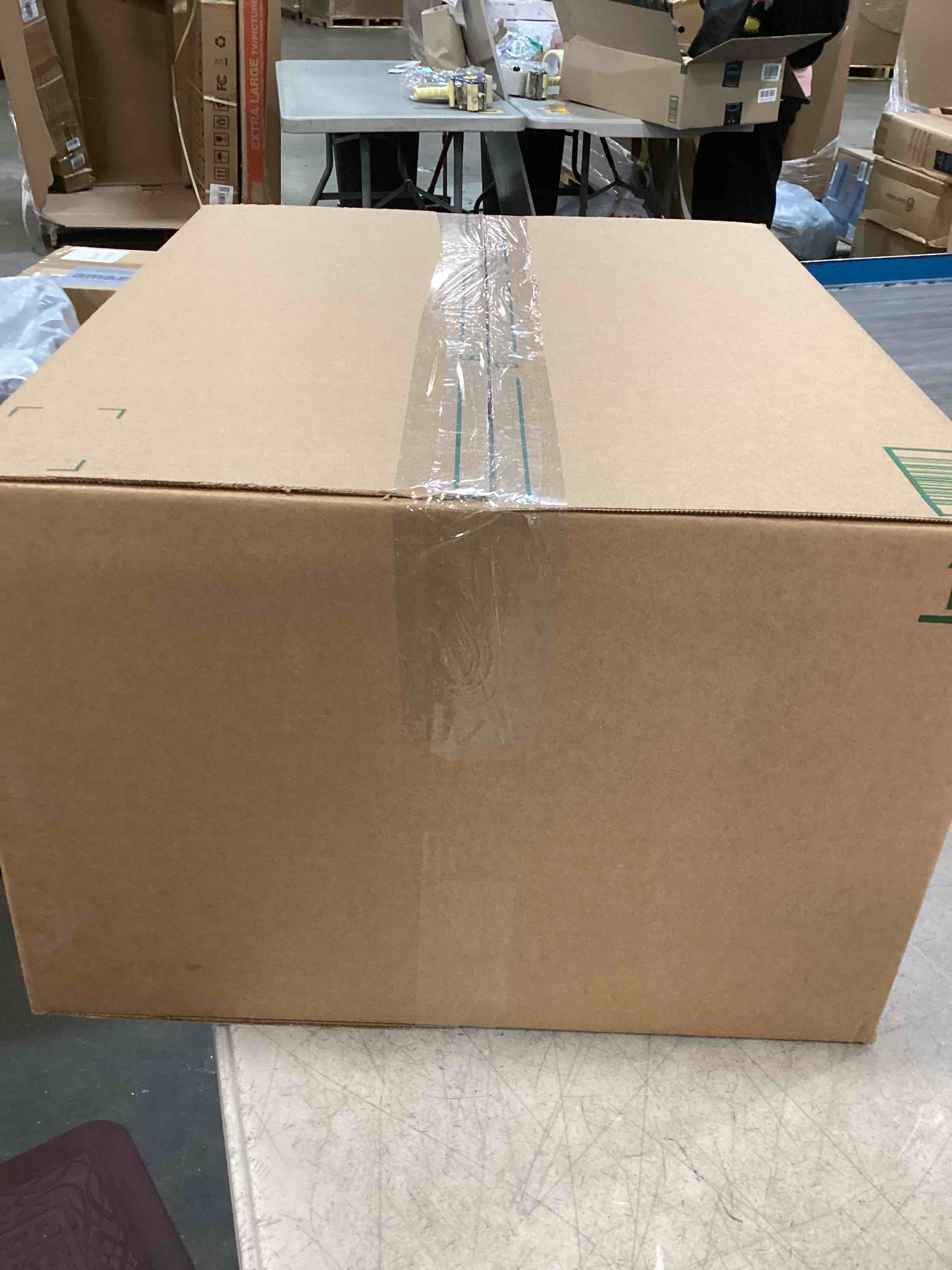 https://s3.amazonaws.com/lotting-images-prod/bidfta/BRN0552527_1732244594715.jpeg