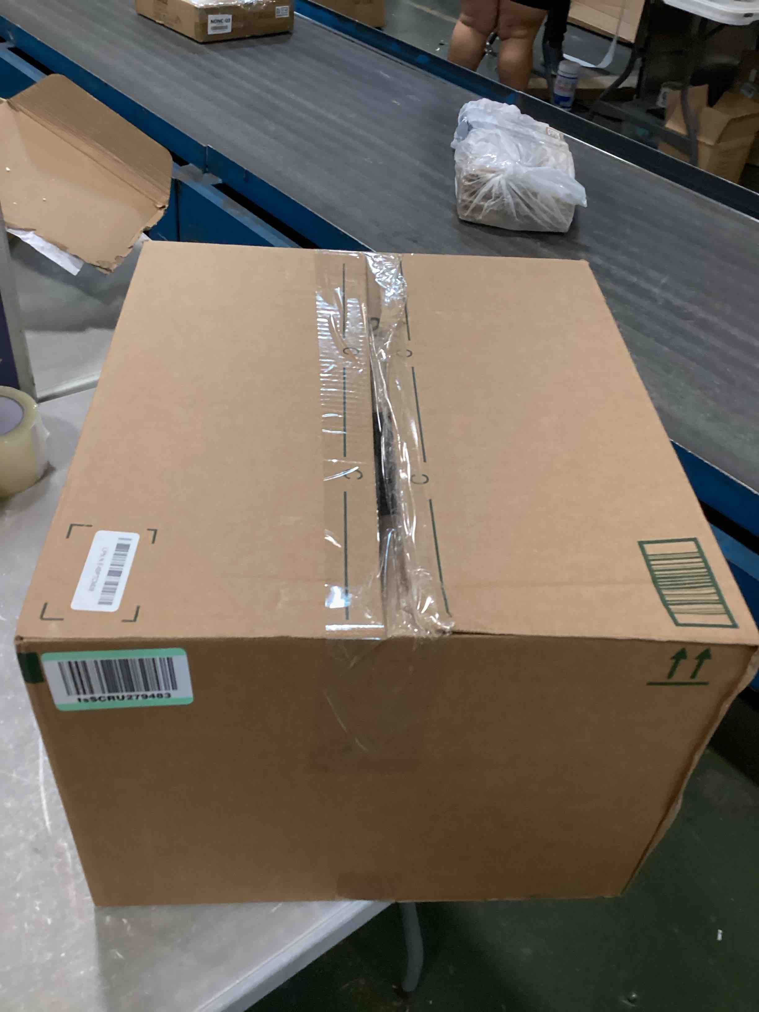 https://s3.amazonaws.com/lotting-images-prod/bidfta/BRN0557713_1730163010369.jpeg