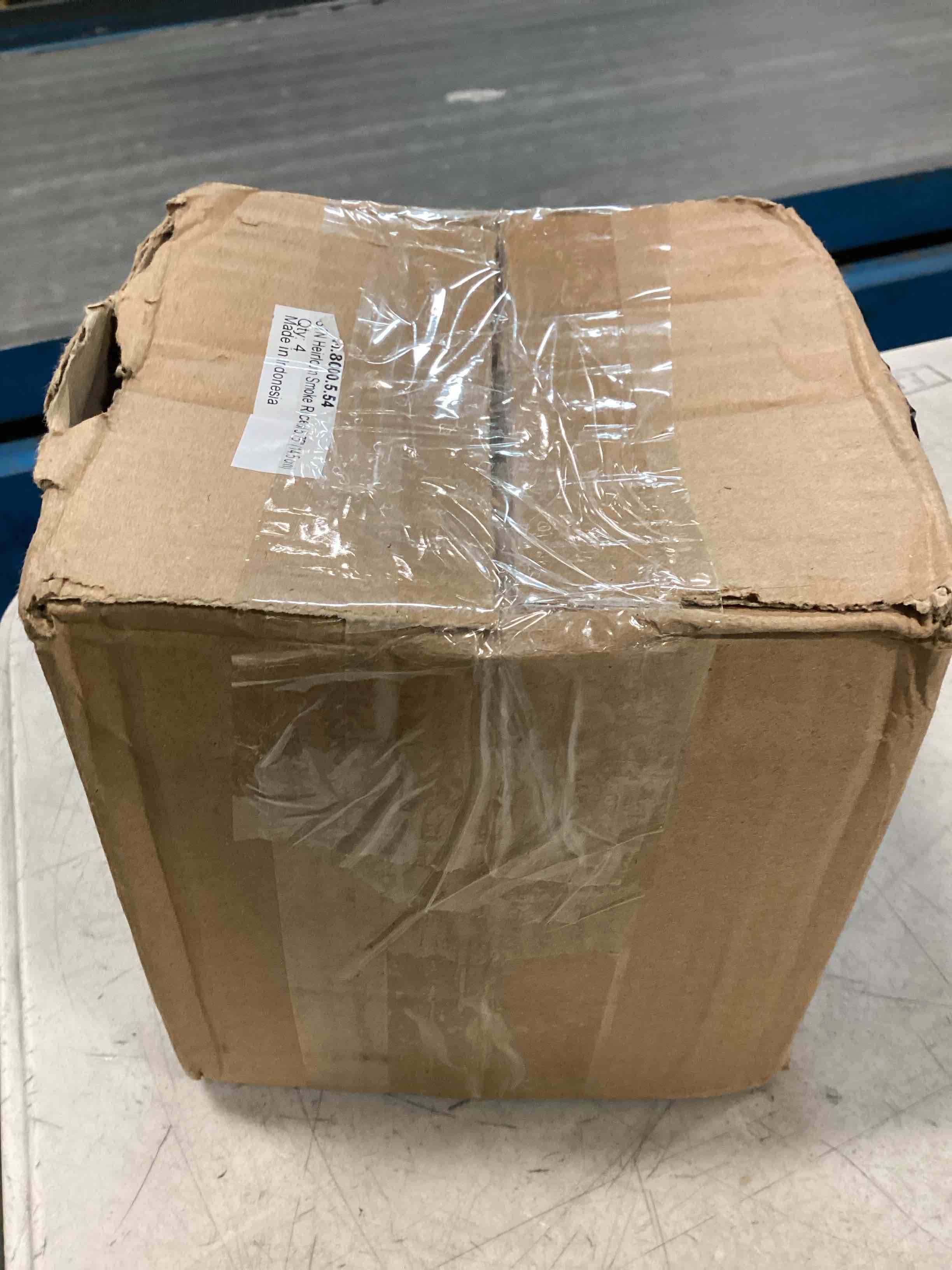 https://s3.amazonaws.com/lotting-images-prod/bidfta/BRN0560242_1730853735413.jpeg