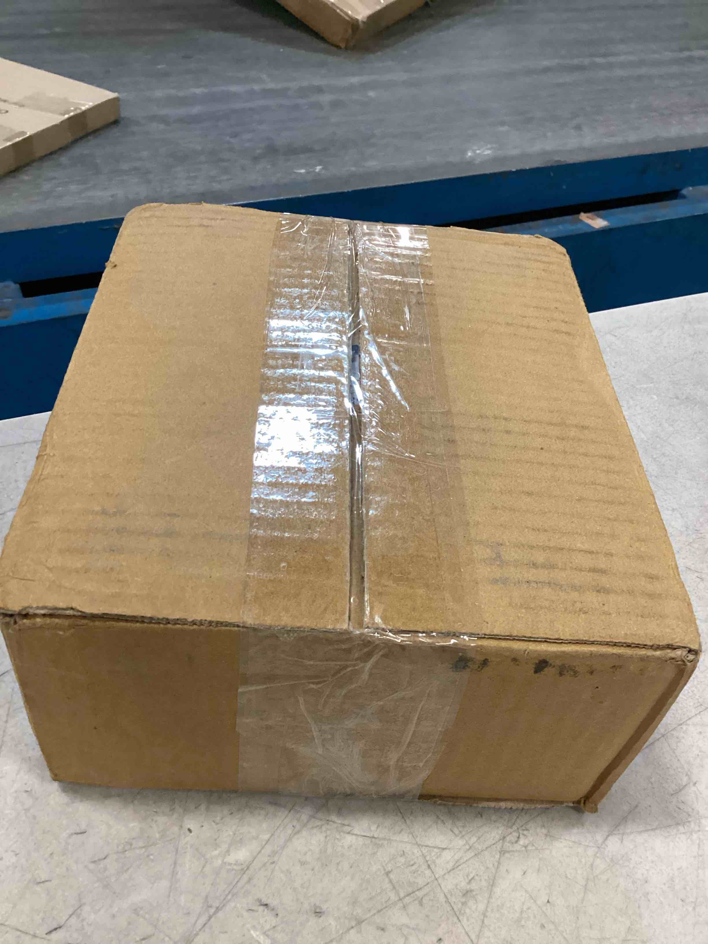 https://s3.amazonaws.com/lotting-images-prod/bidfta/BRN0560243_1730853633355.jpeg