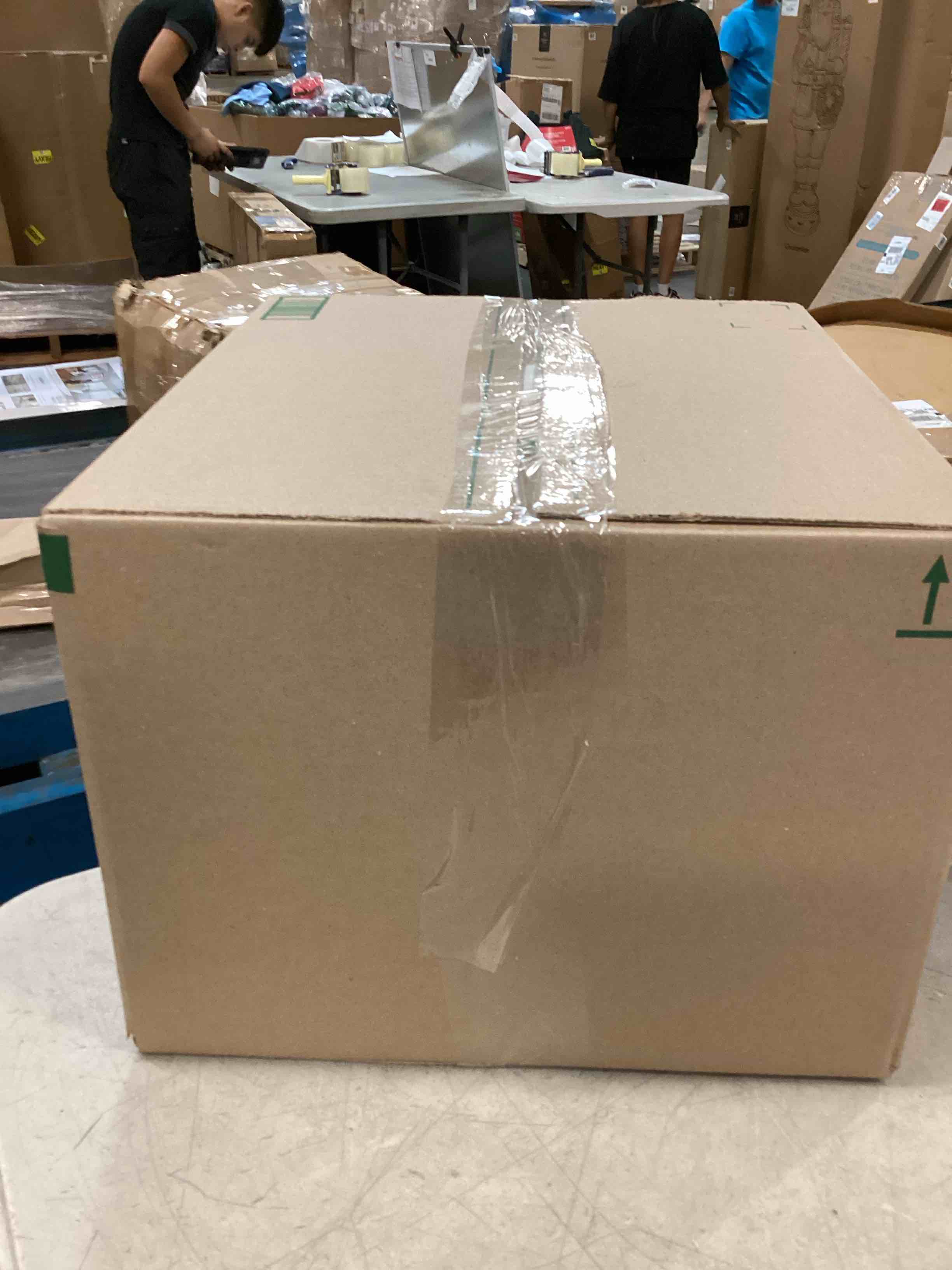 https://s3.amazonaws.com/lotting-images-prod/bidfta/BRN0560264_1730850866514.jpeg