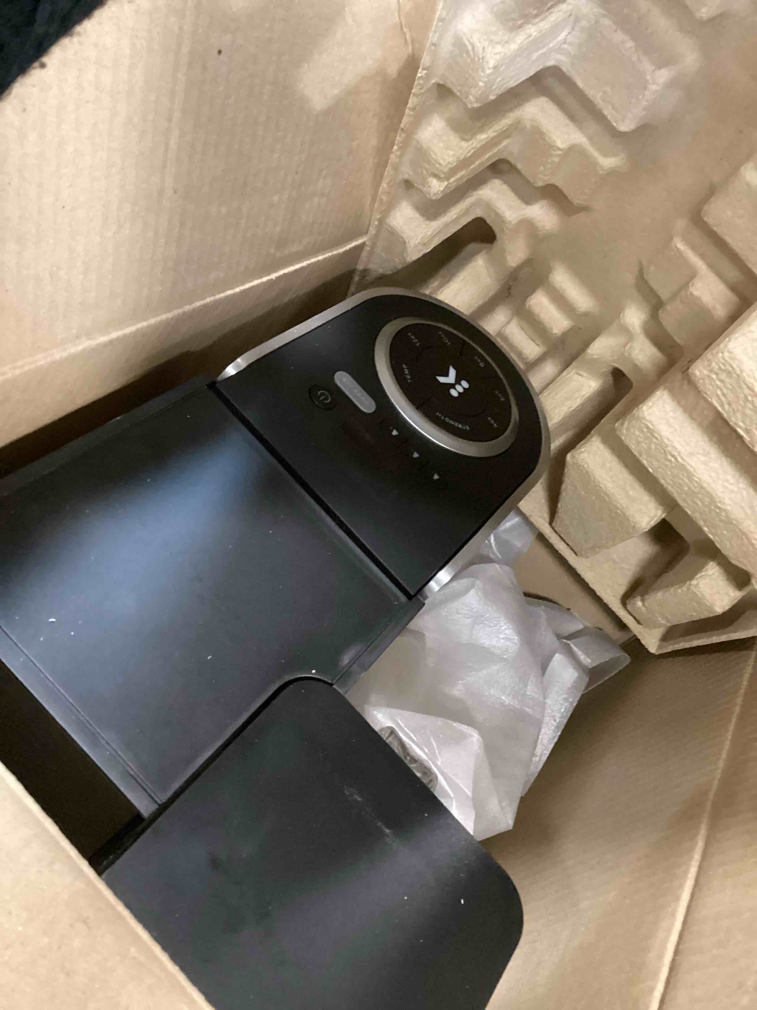 https://s3.amazonaws.com/lotting-images-prod/bidfta/BRN0561598_1730149878042.jpeg