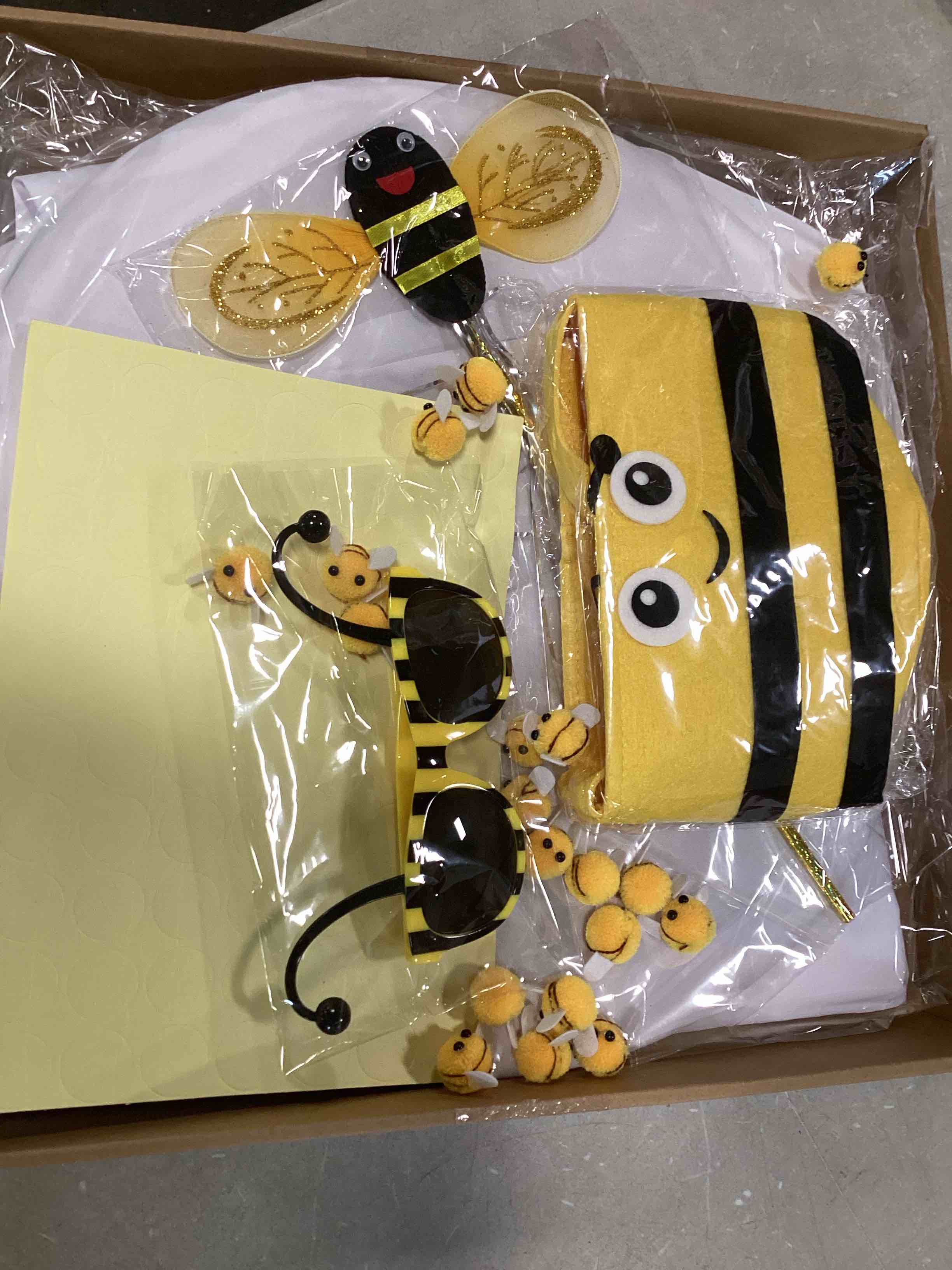 https://s3.amazonaws.com/lotting-images-prod/bidfta/BRN0561760_1729942956062.jpeg